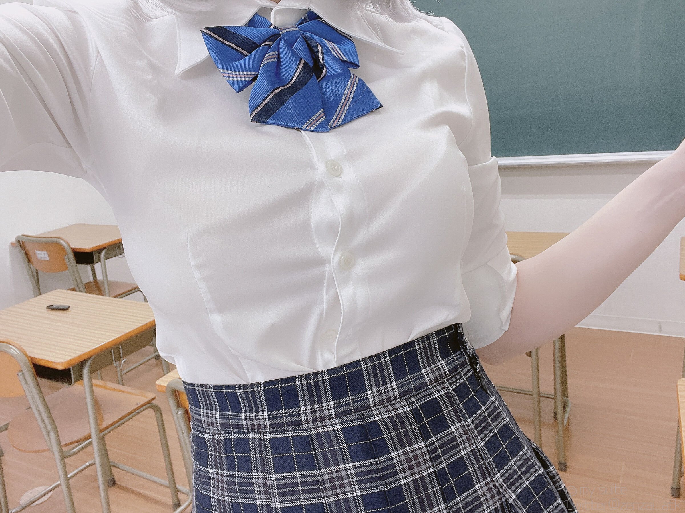 愛月] 沙花叉克羅埃 制服團長 Ver