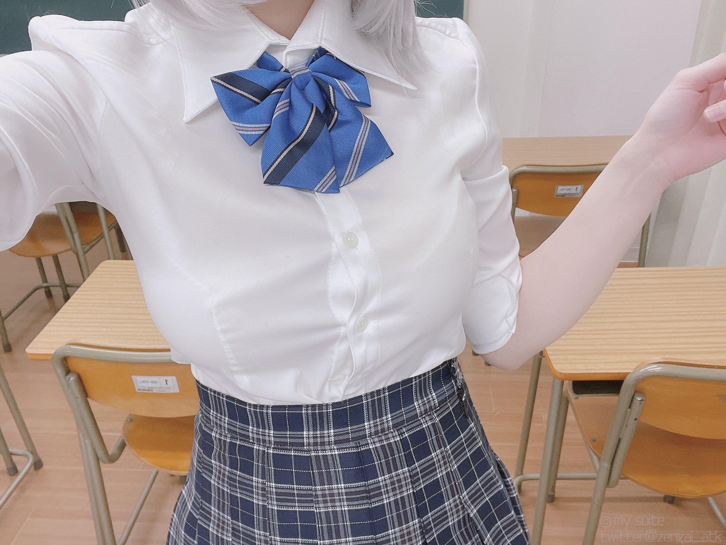 愛月] 沙花叉克羅埃 制服團長 Ver