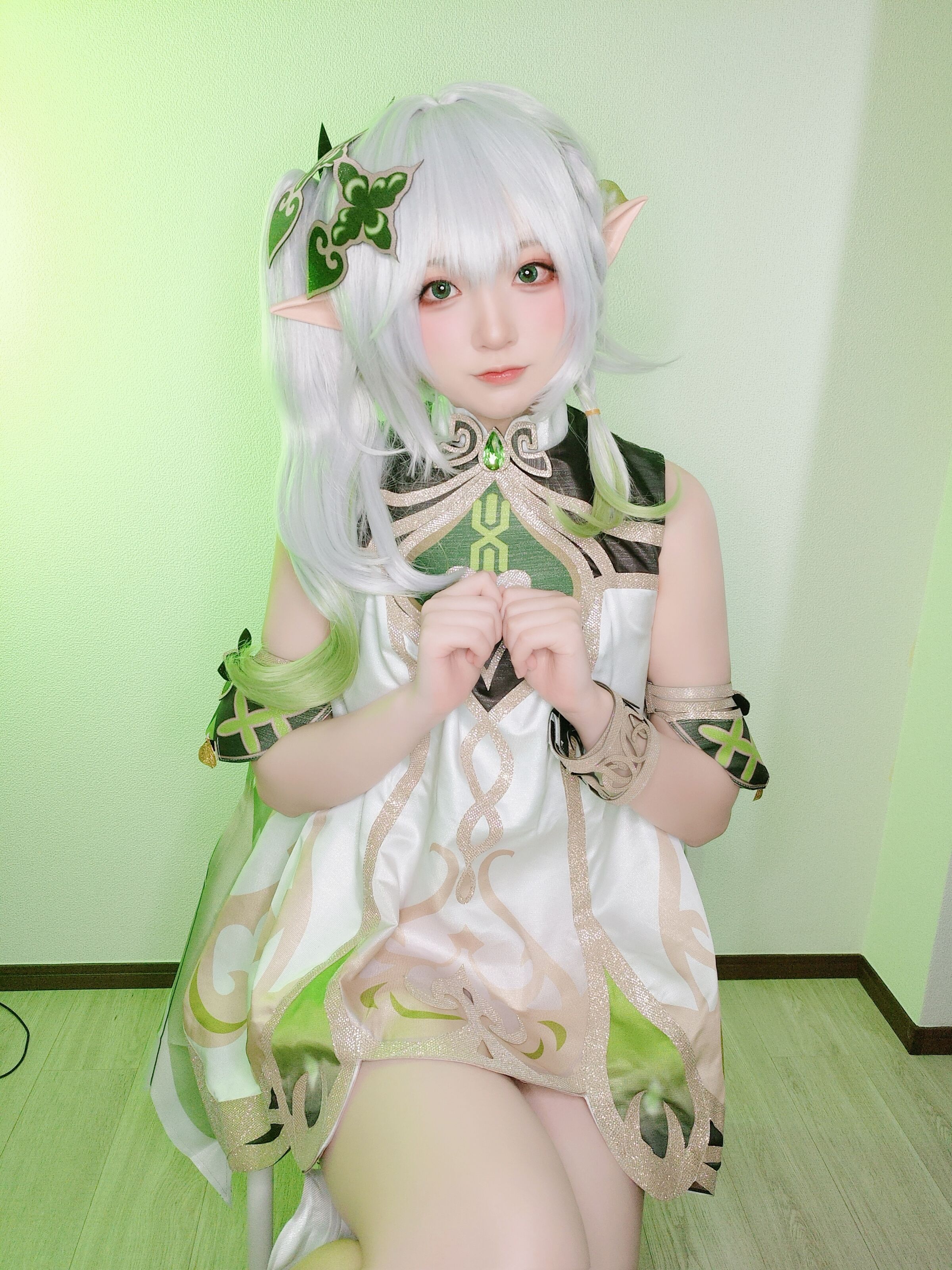 ユキ亭] ナヒーダ コスプレ自撮り