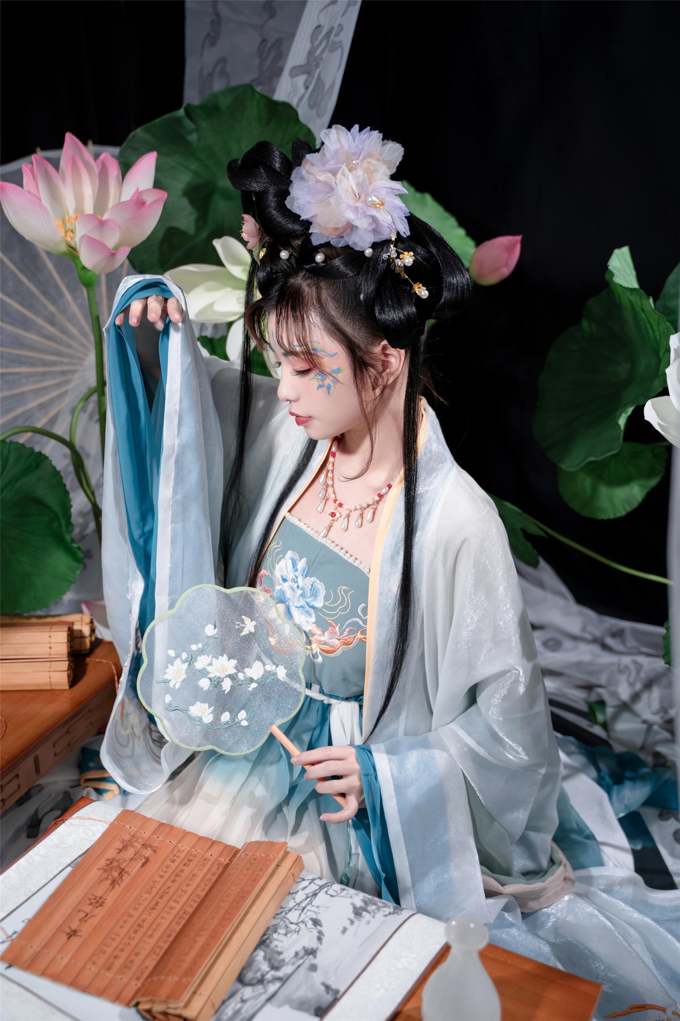 喵小吉 - 月华清 74P