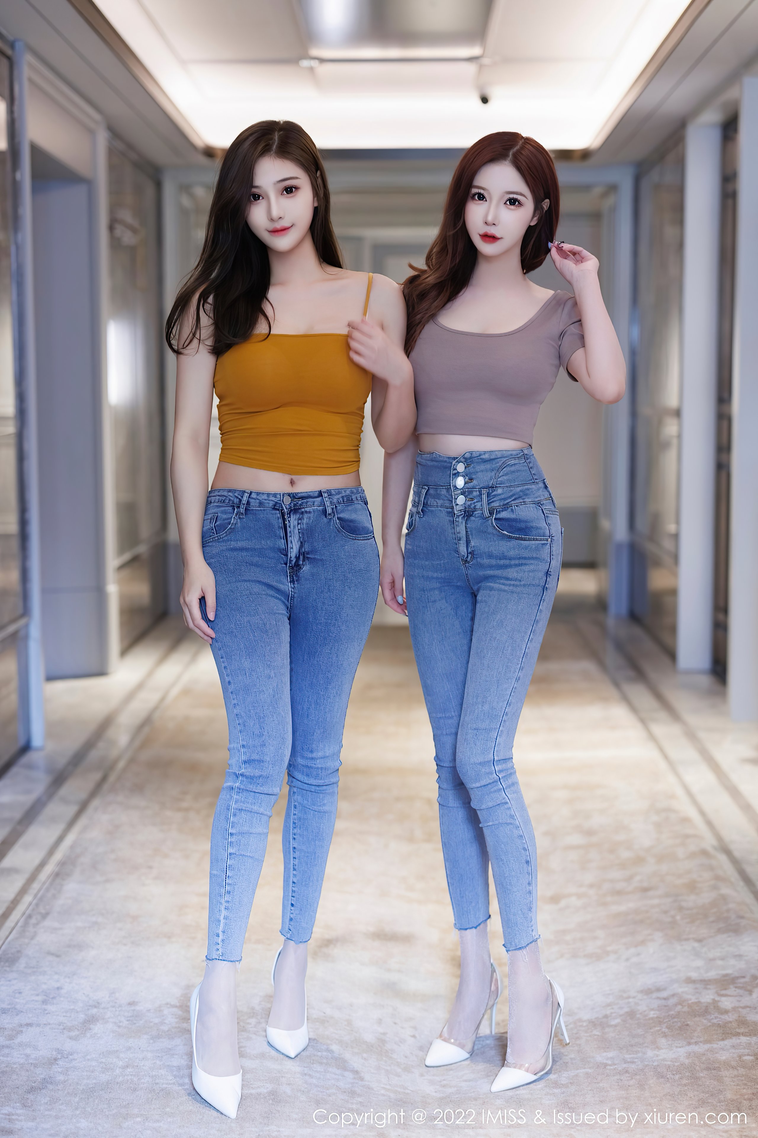 IMISS Volume 697 Lavinia Rourou & LindaLinda