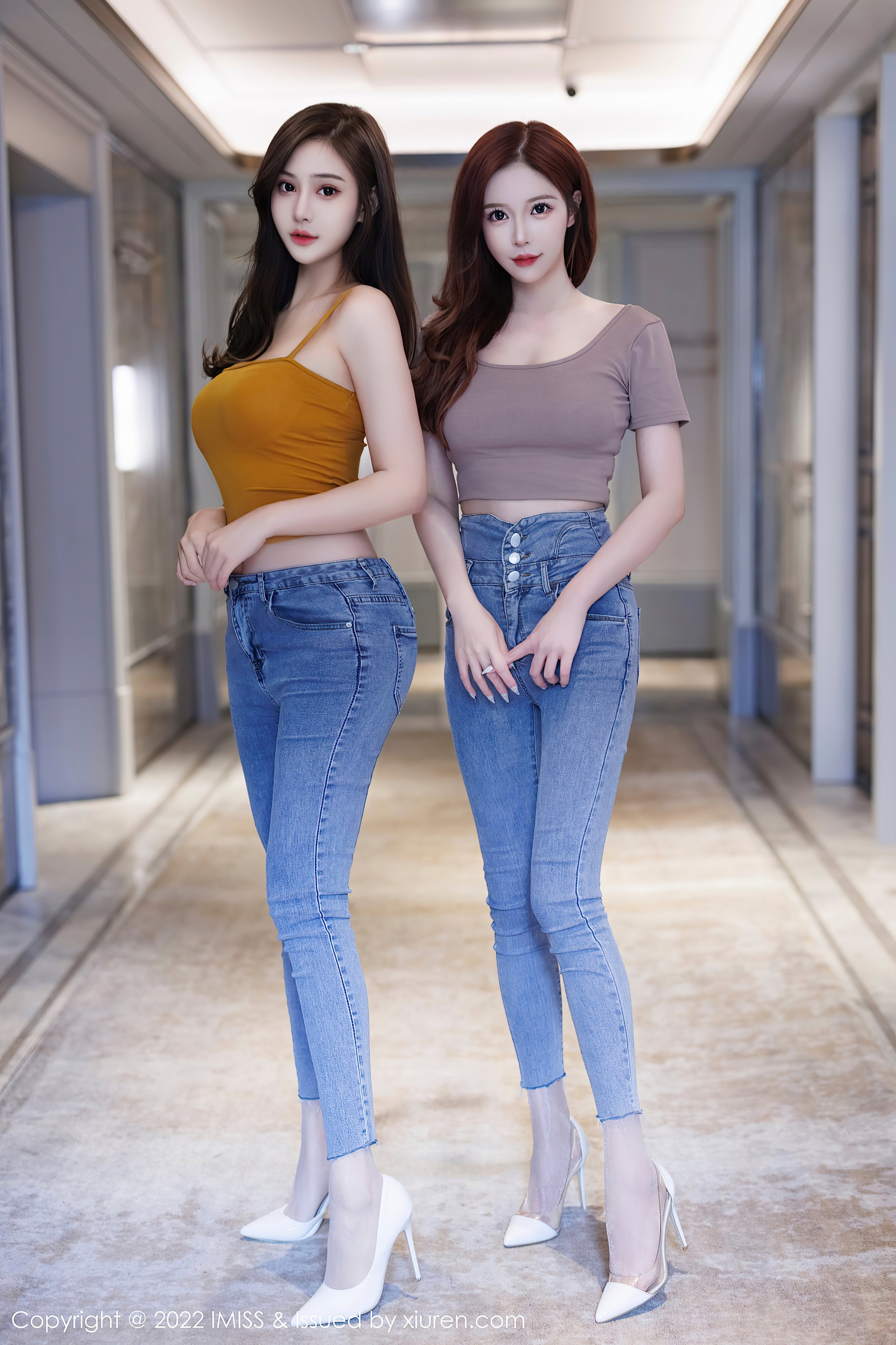 IMISS Volume 697 Lavinia Rourou & LindaLinda