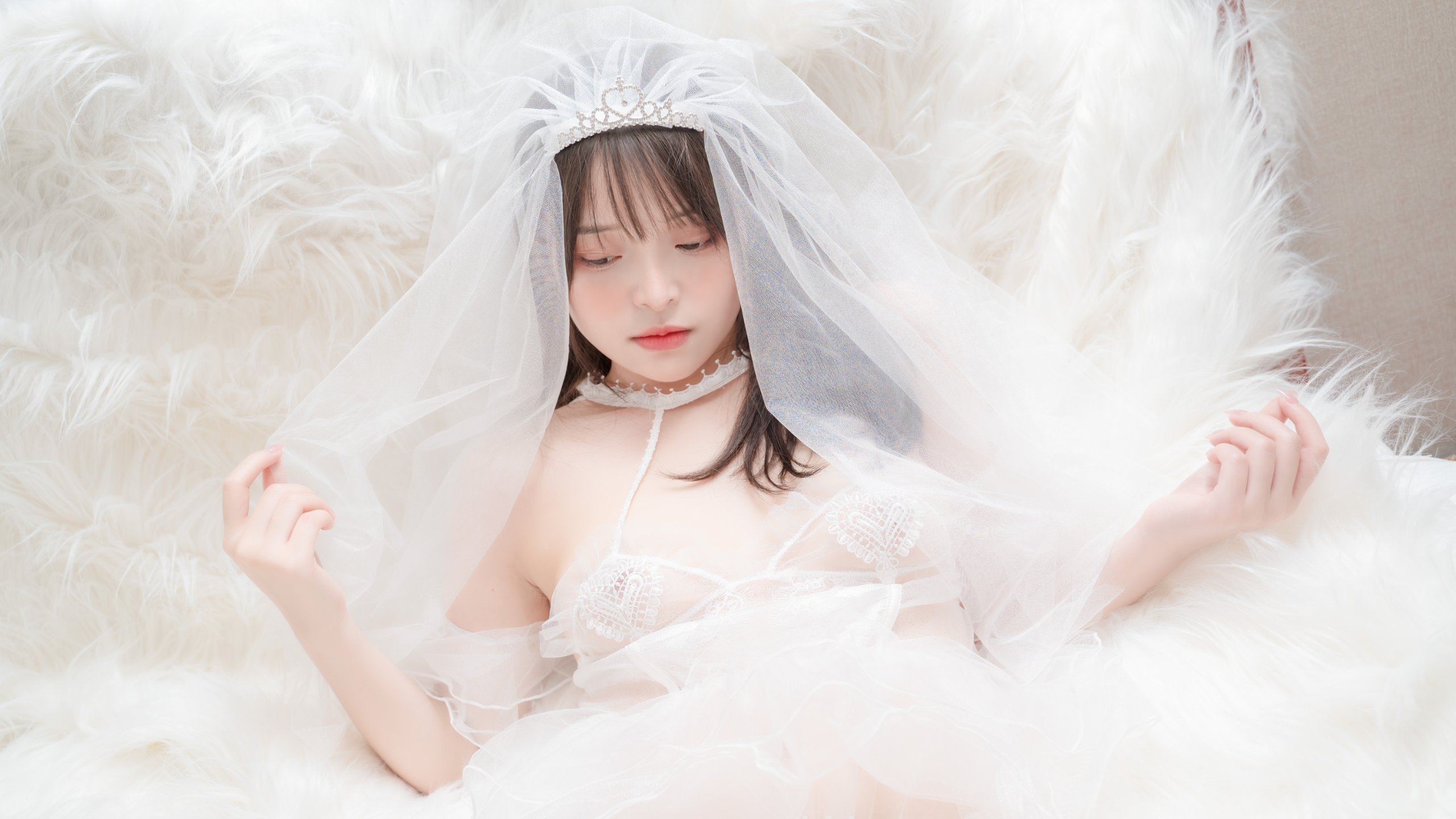 Bạo Cơ Thiếu Nữ Miêu Tiểu Cát - Cô Dâu Trắng