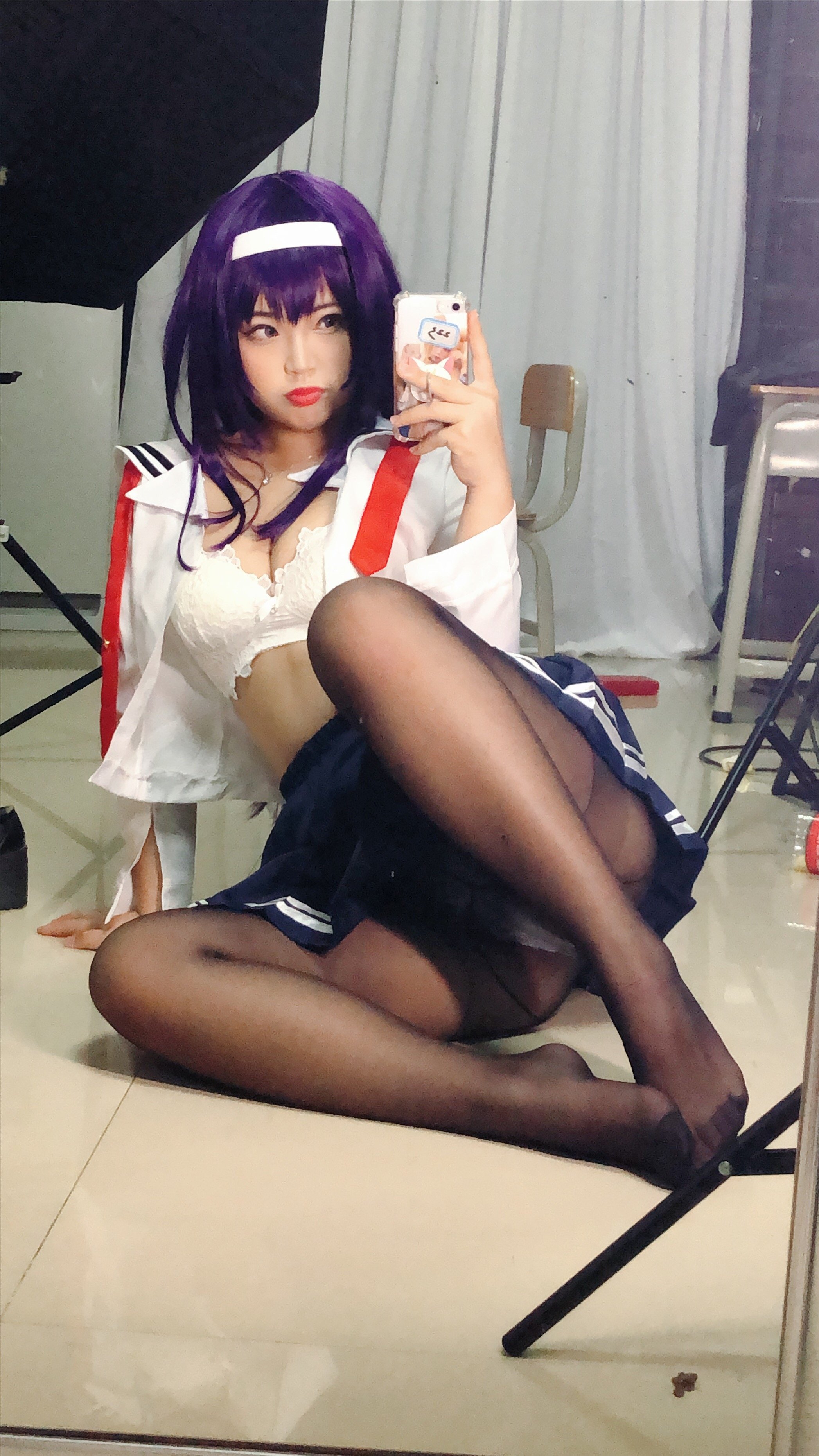 バイエ - 先輩の制服自撮り