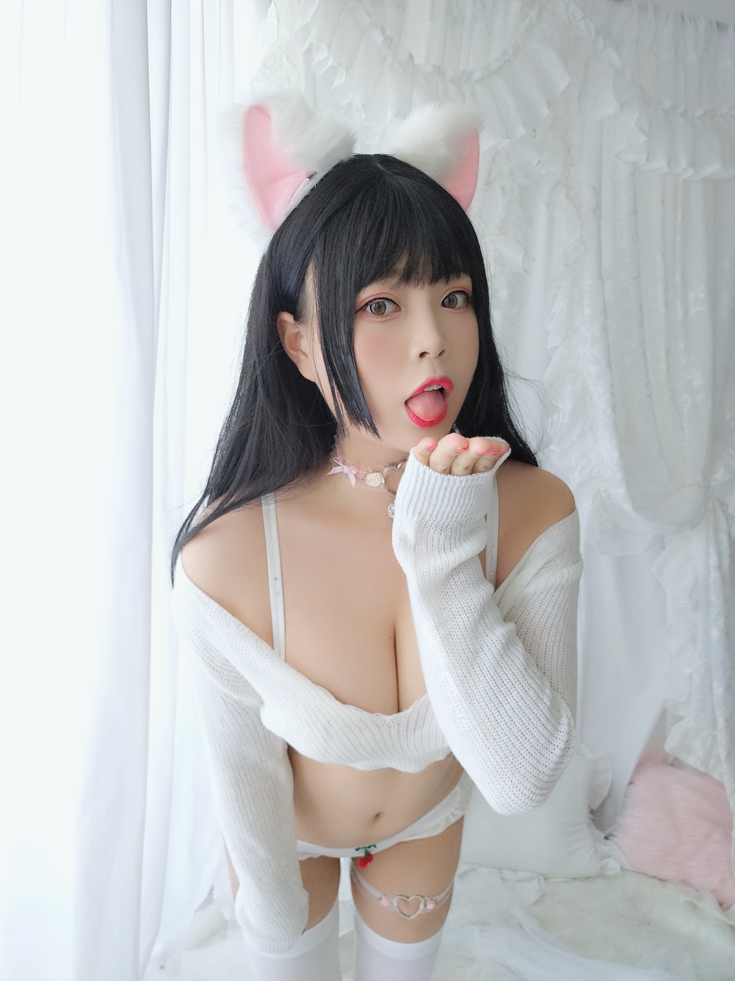 Bai Ye - Little Milk Cat
