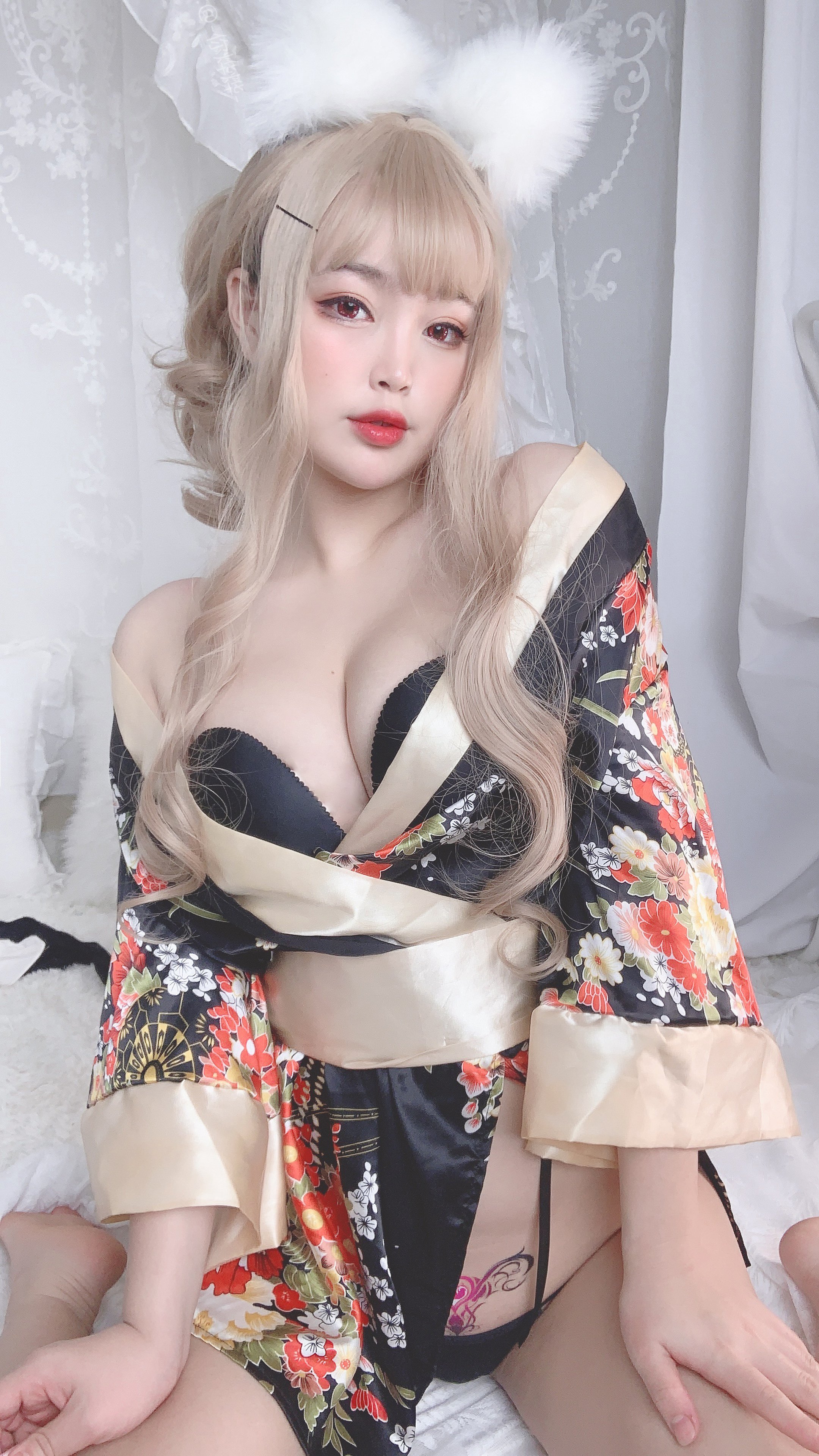 白燁- - 狐仙女友
