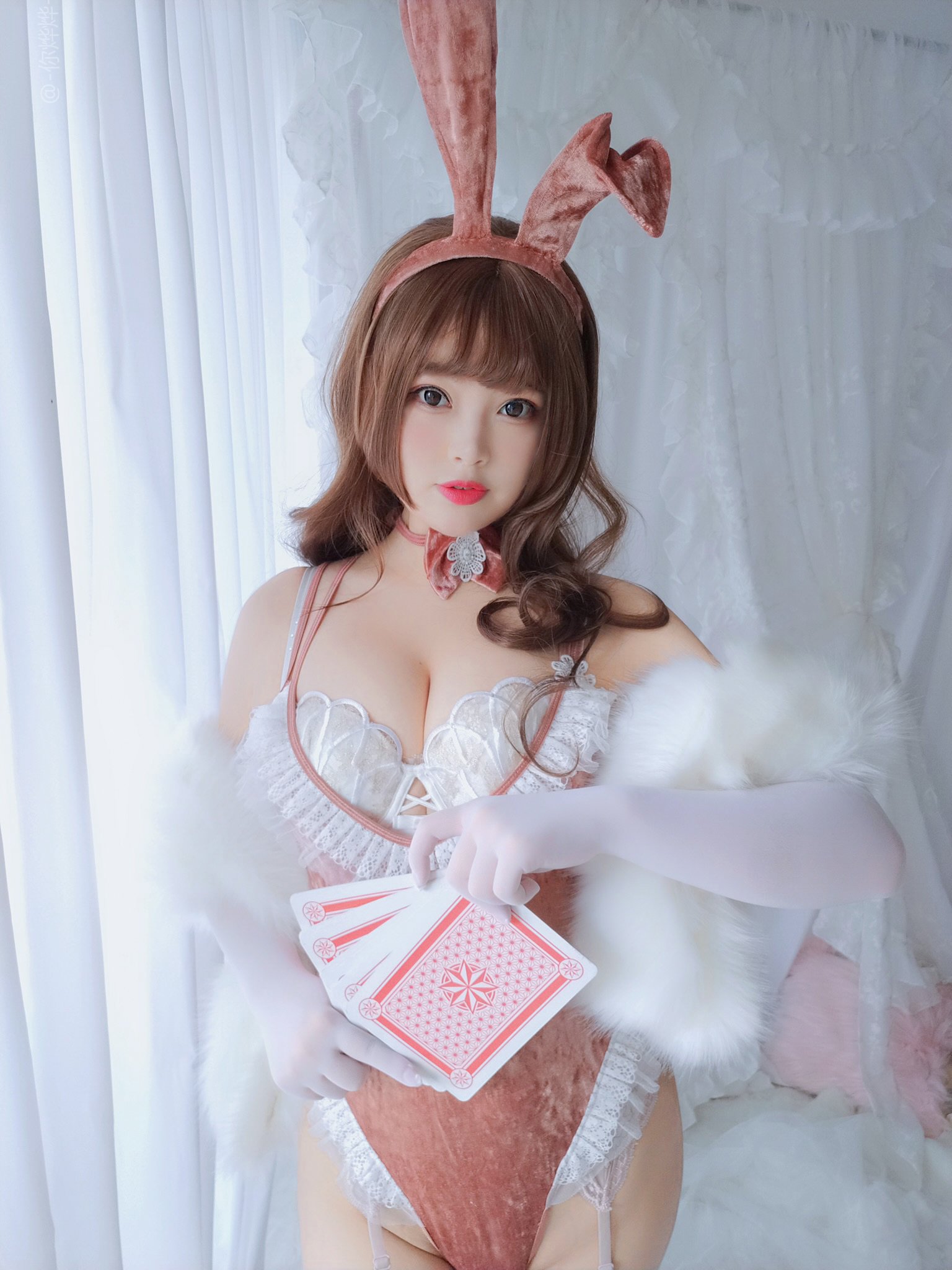 白烨- - 赌场女郎