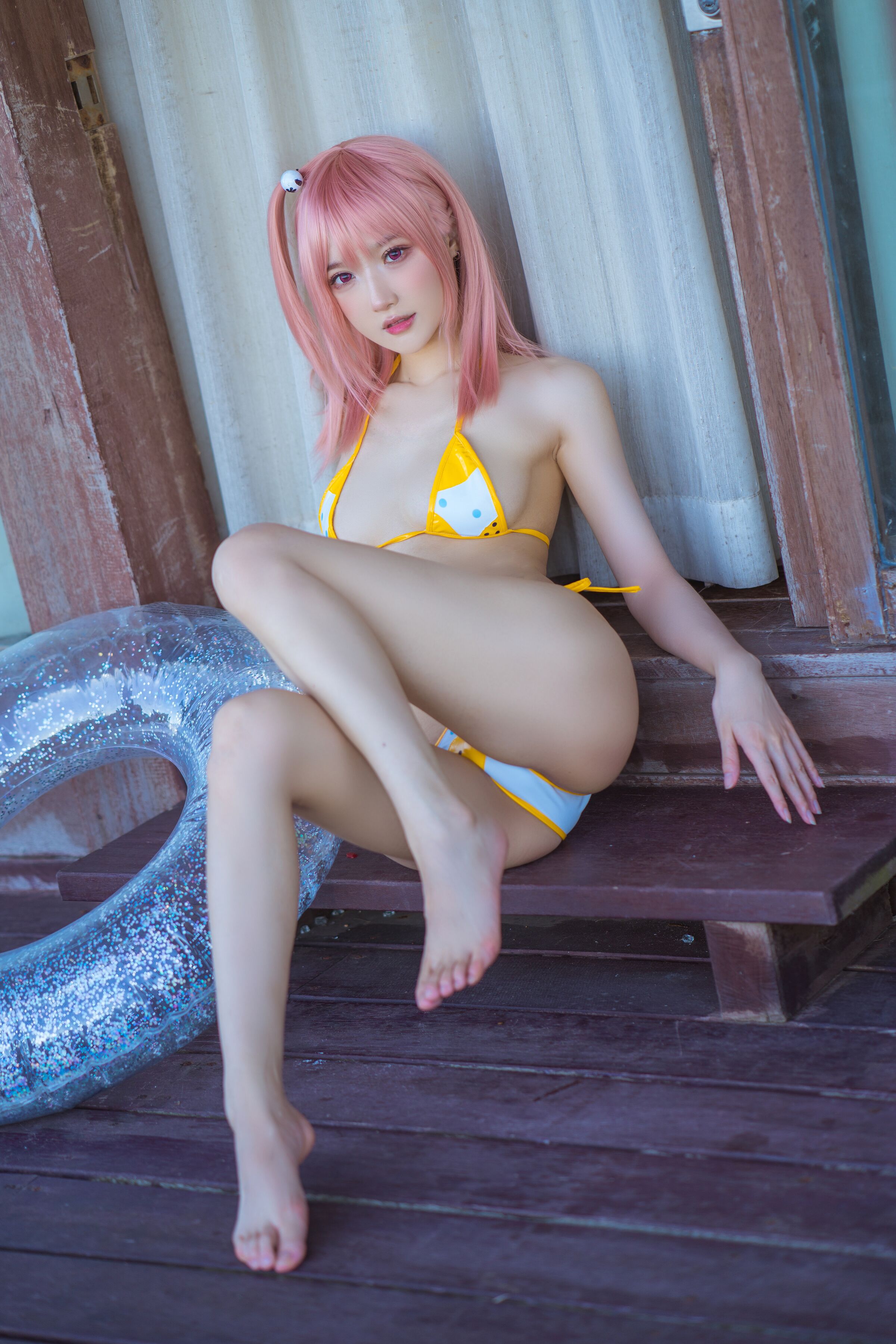 A Bao is also a bunny girl; Dead or Alive collaboration with Azur Lane; Sui Xiang swimsuit.