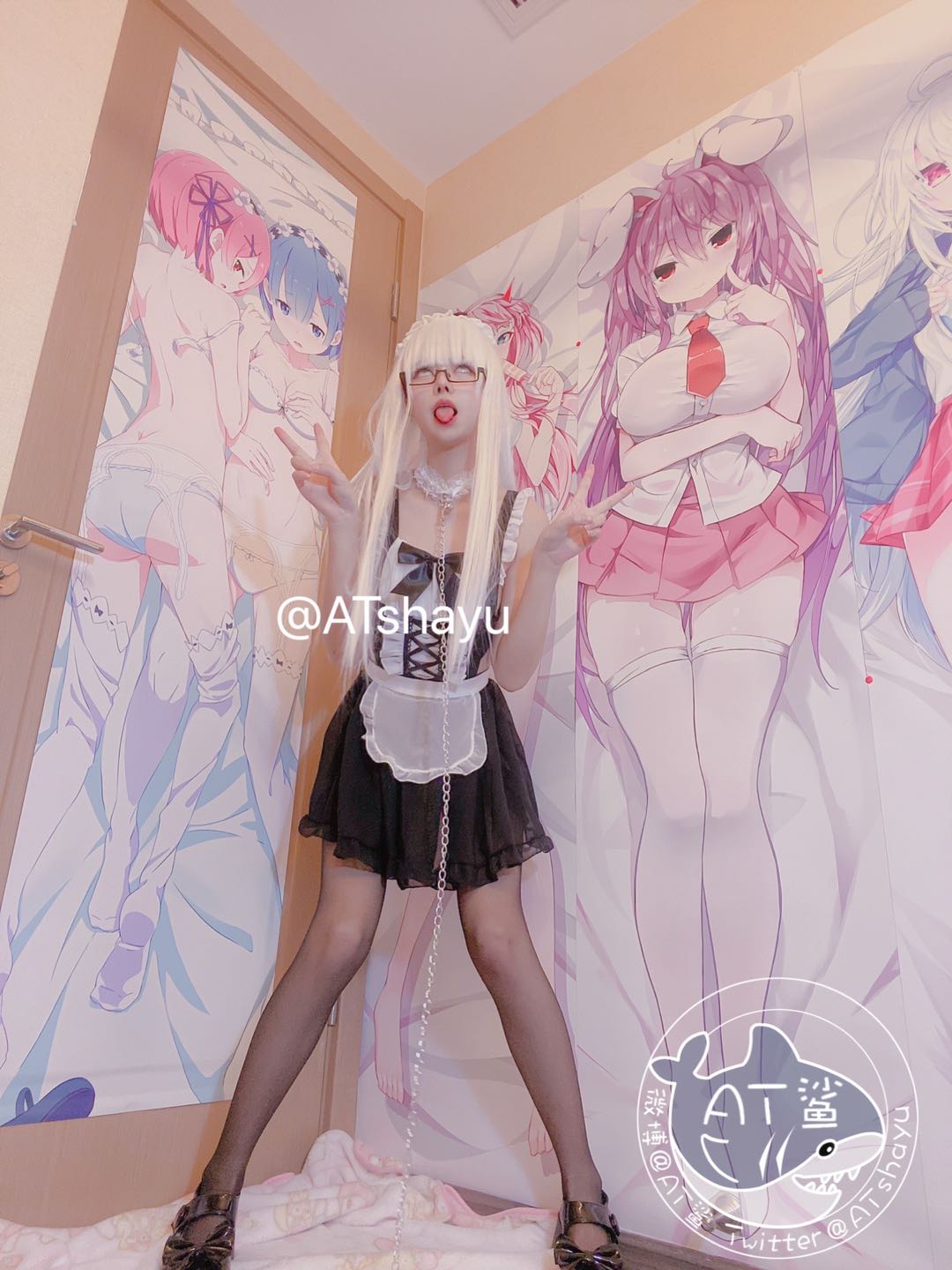 เอทีชาร์ก - เมด เปิดช่อง ถุงเท้า