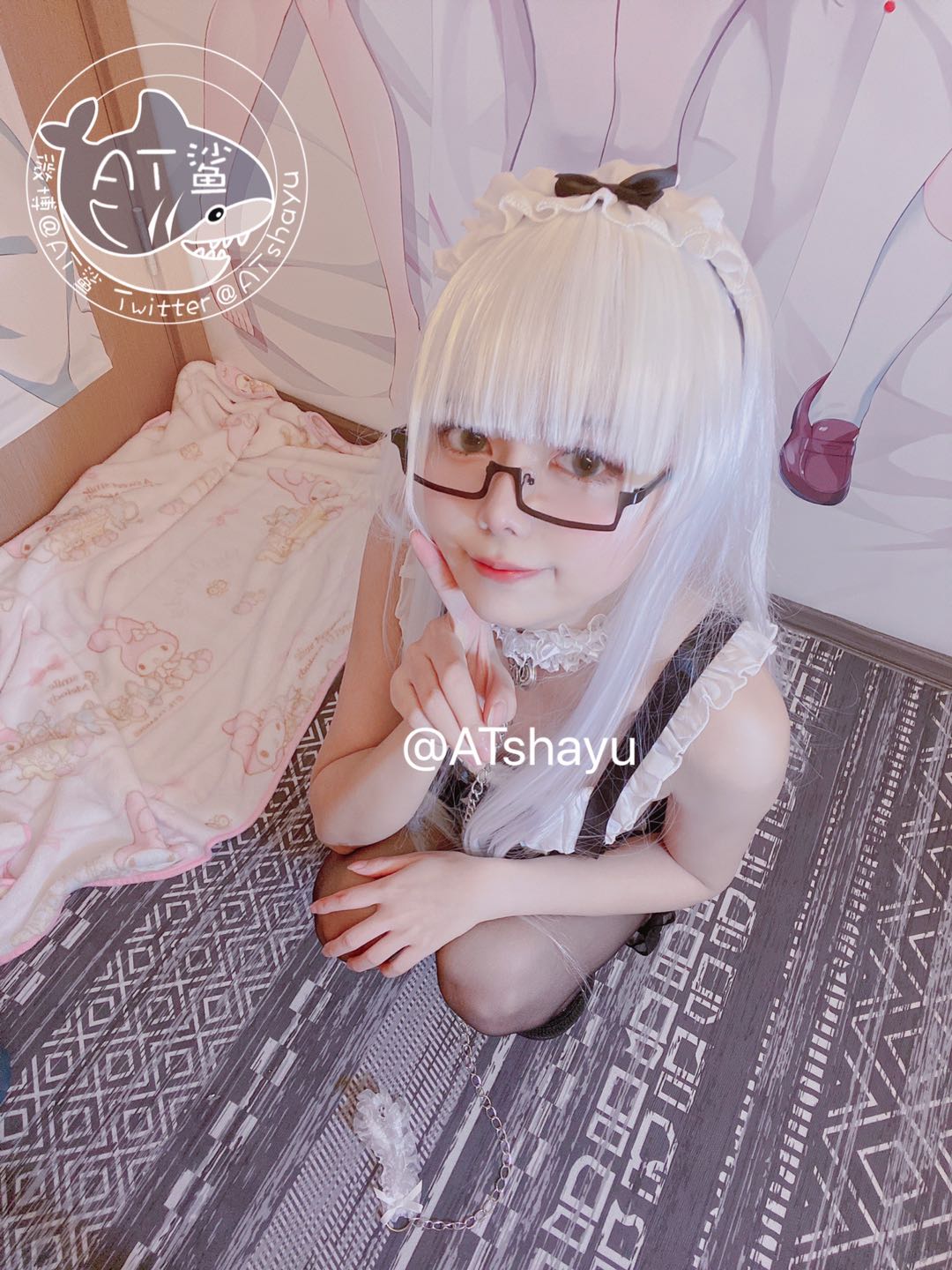 ATシャーク - メイド開きストッキング