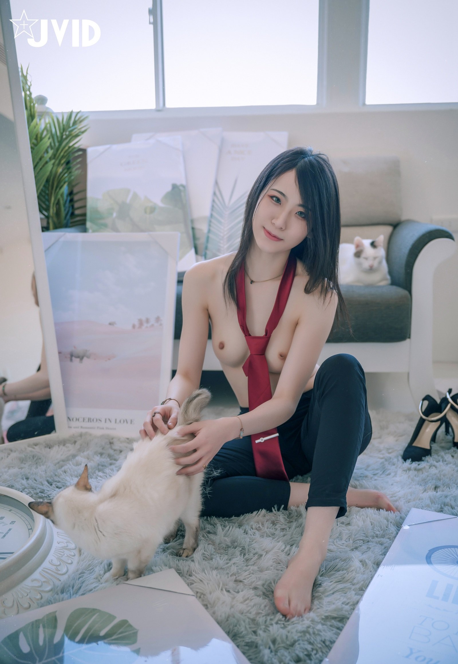 LetheKhaos - Nhật ký thực tập sinh gợi cảm khỏa thân đến làm việc (P)