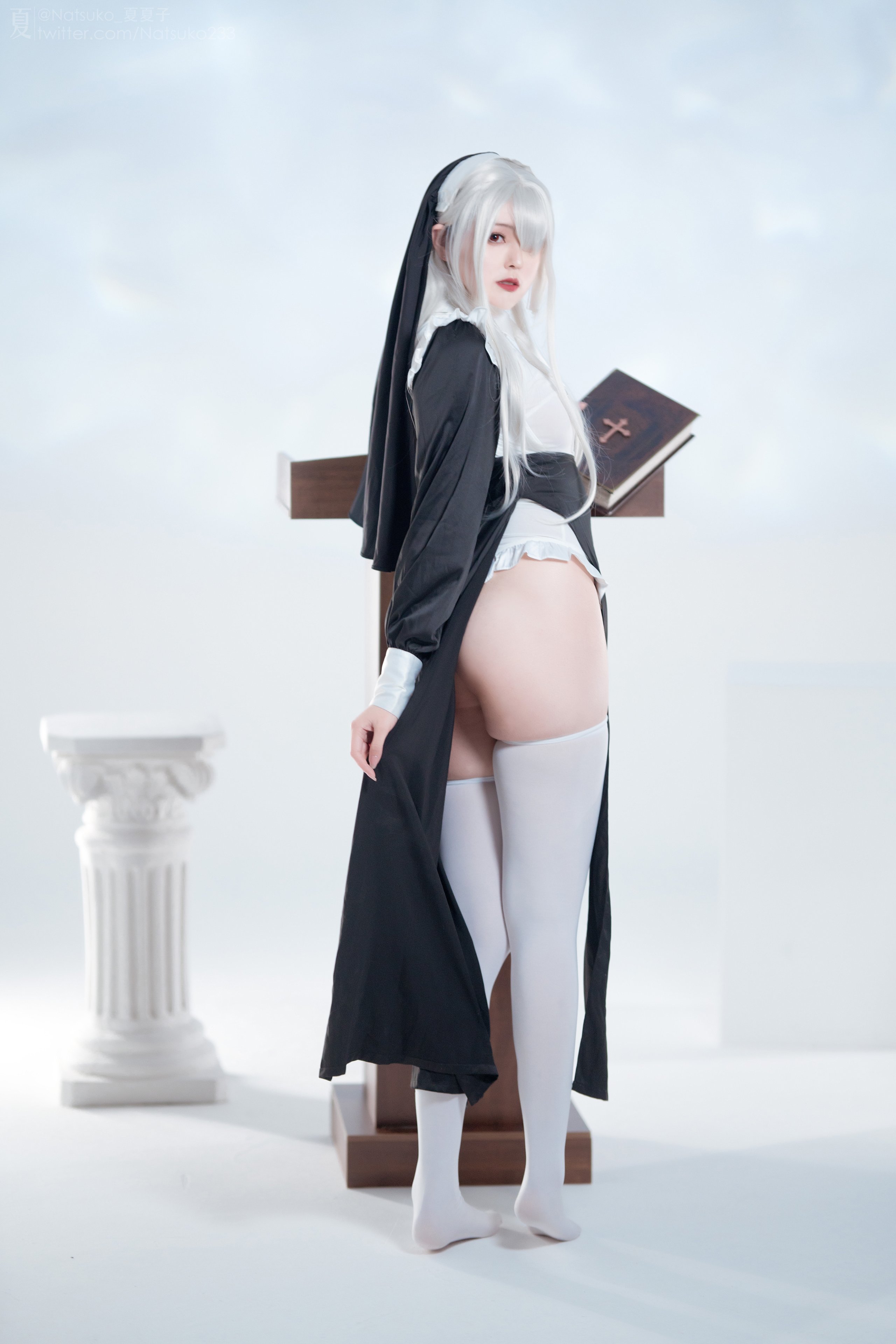 Natsuko 夏夏子 — Contrast Nun