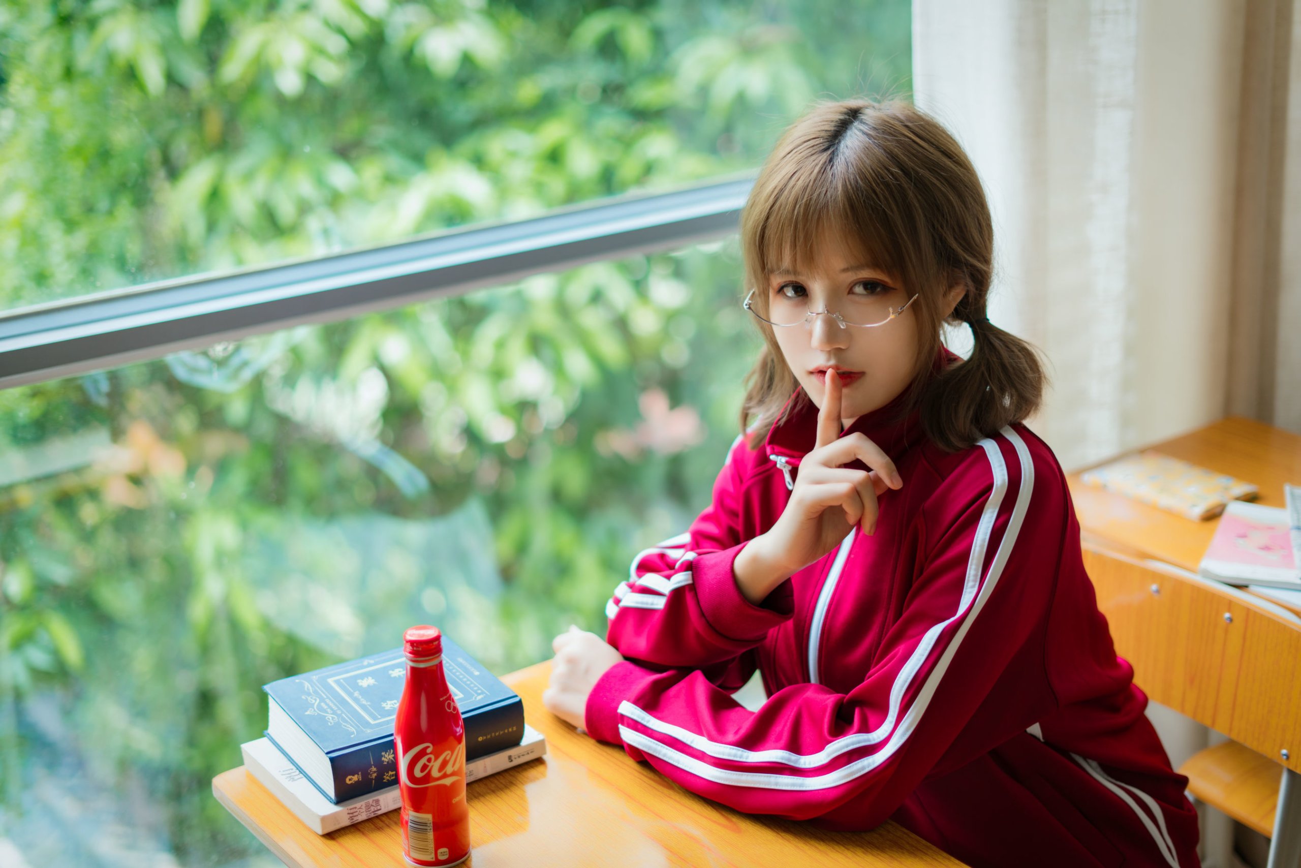 小倉千代w] 紅色體操服
