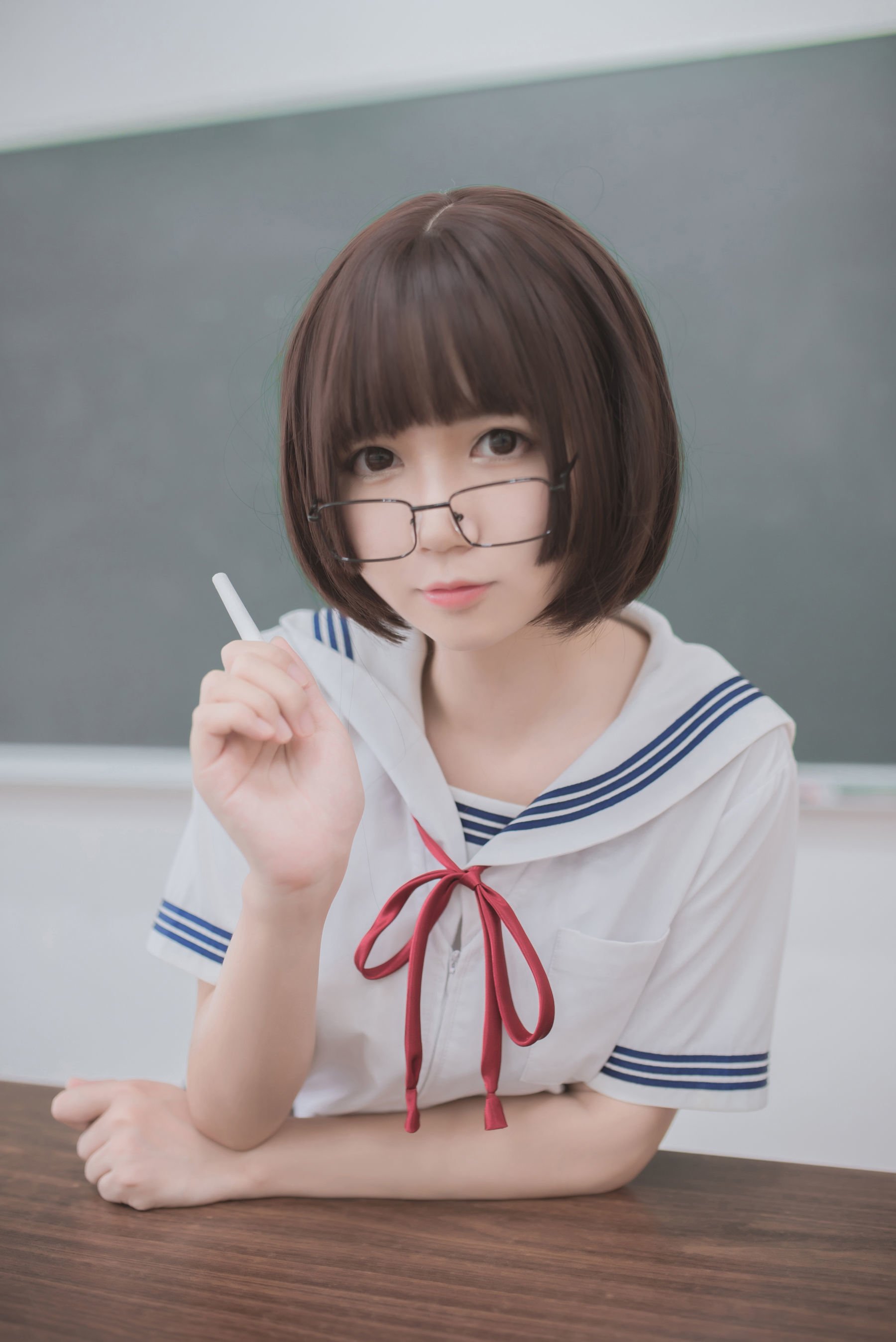 白金Saki] きのこ頭黒ストJK