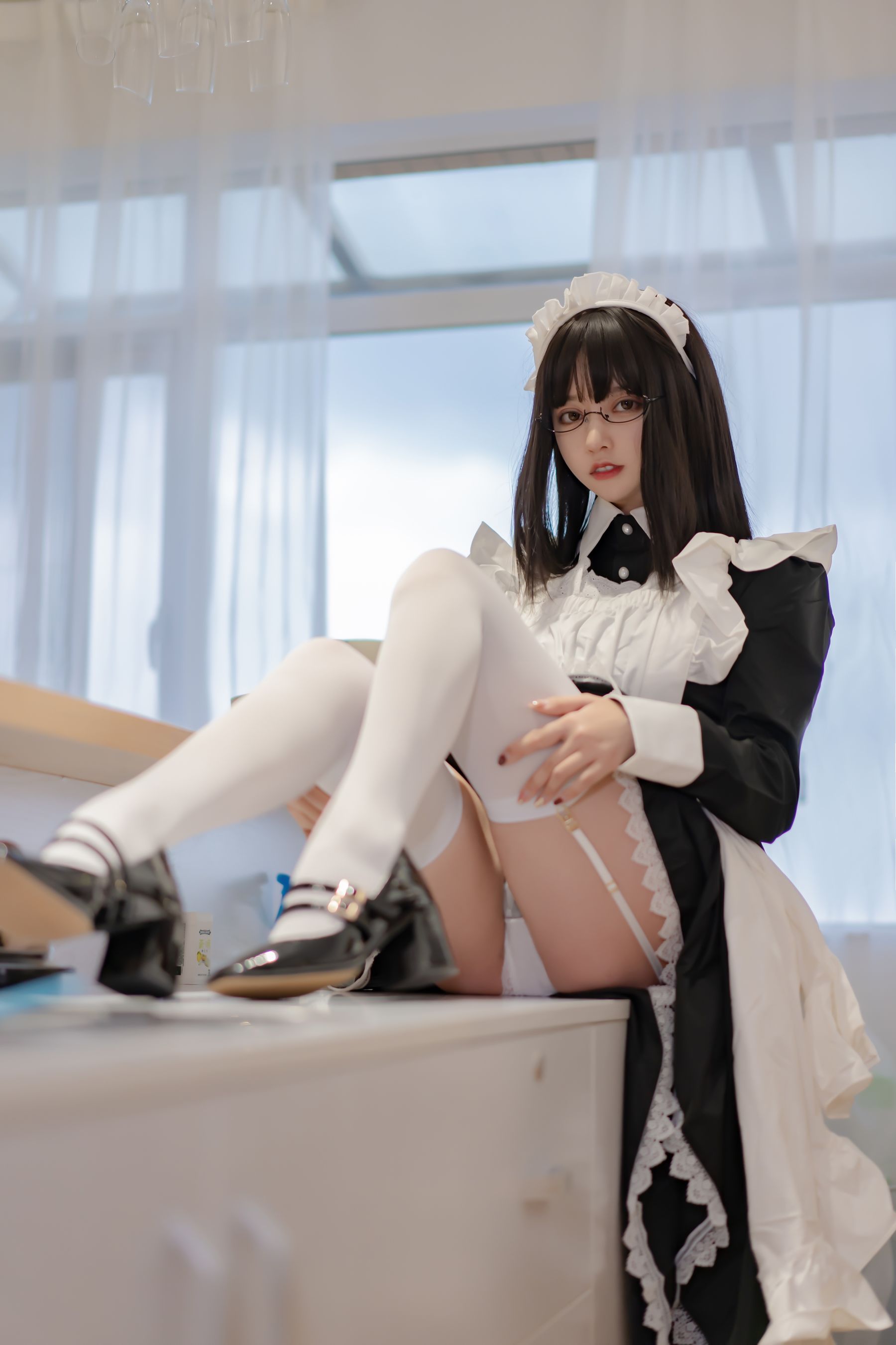 カコミセンレンニャ] メイドのロングスカート