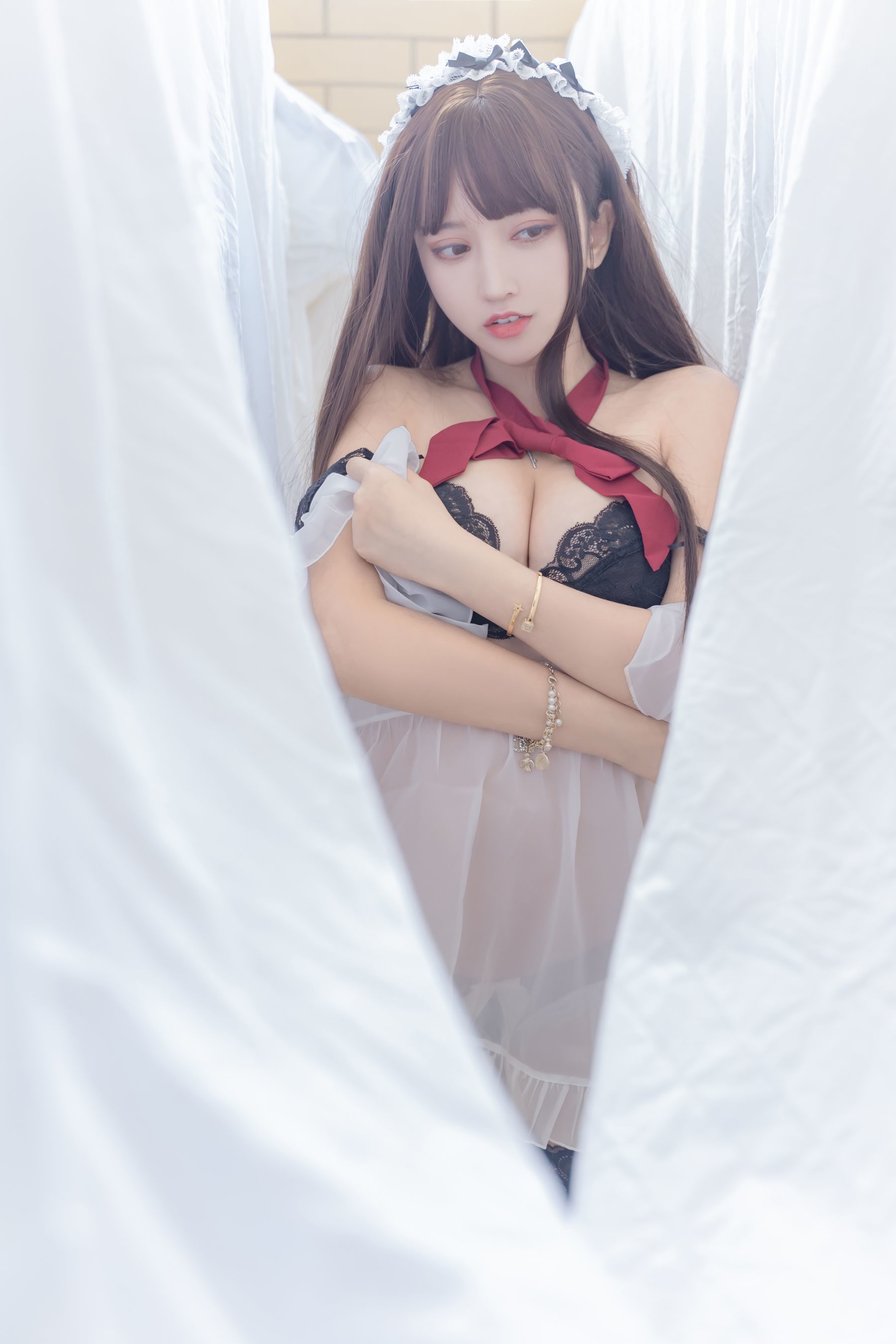 Guoqi Mixianxian Miao] Transparent Maid