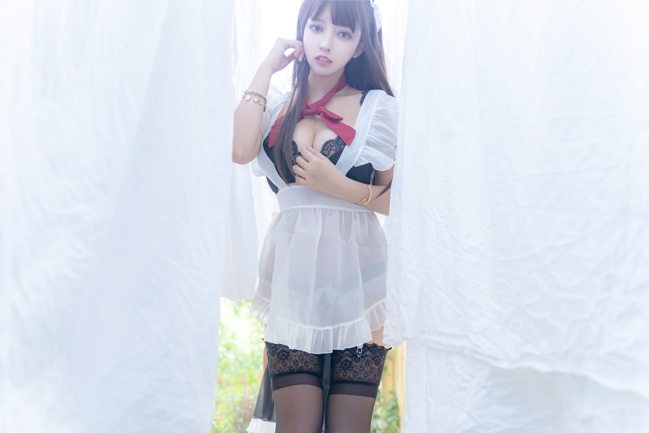 Guoqi Mixianxian Miao] Transparent Maid