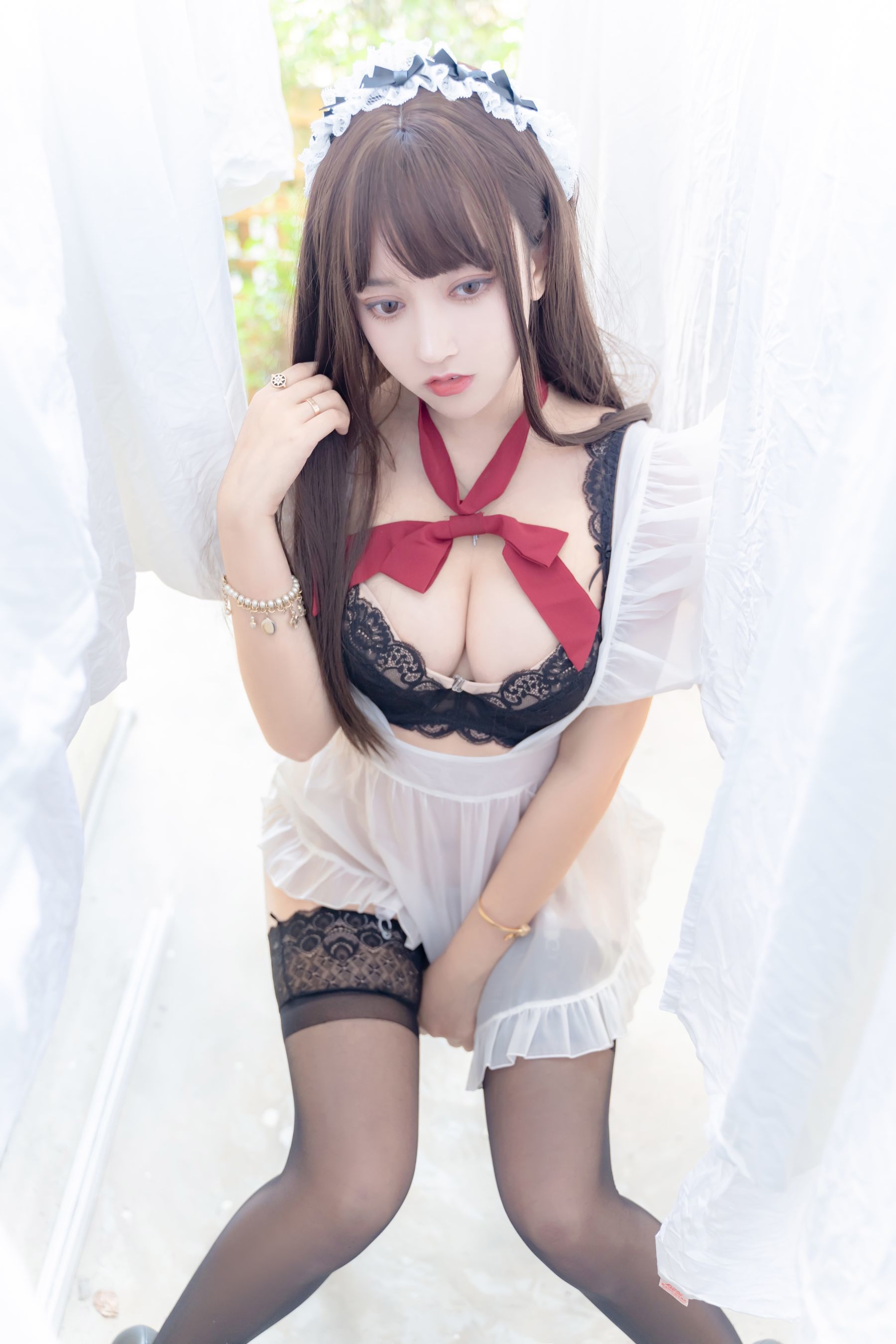 Guoqi Mixianxian Miao] Transparent Maid
