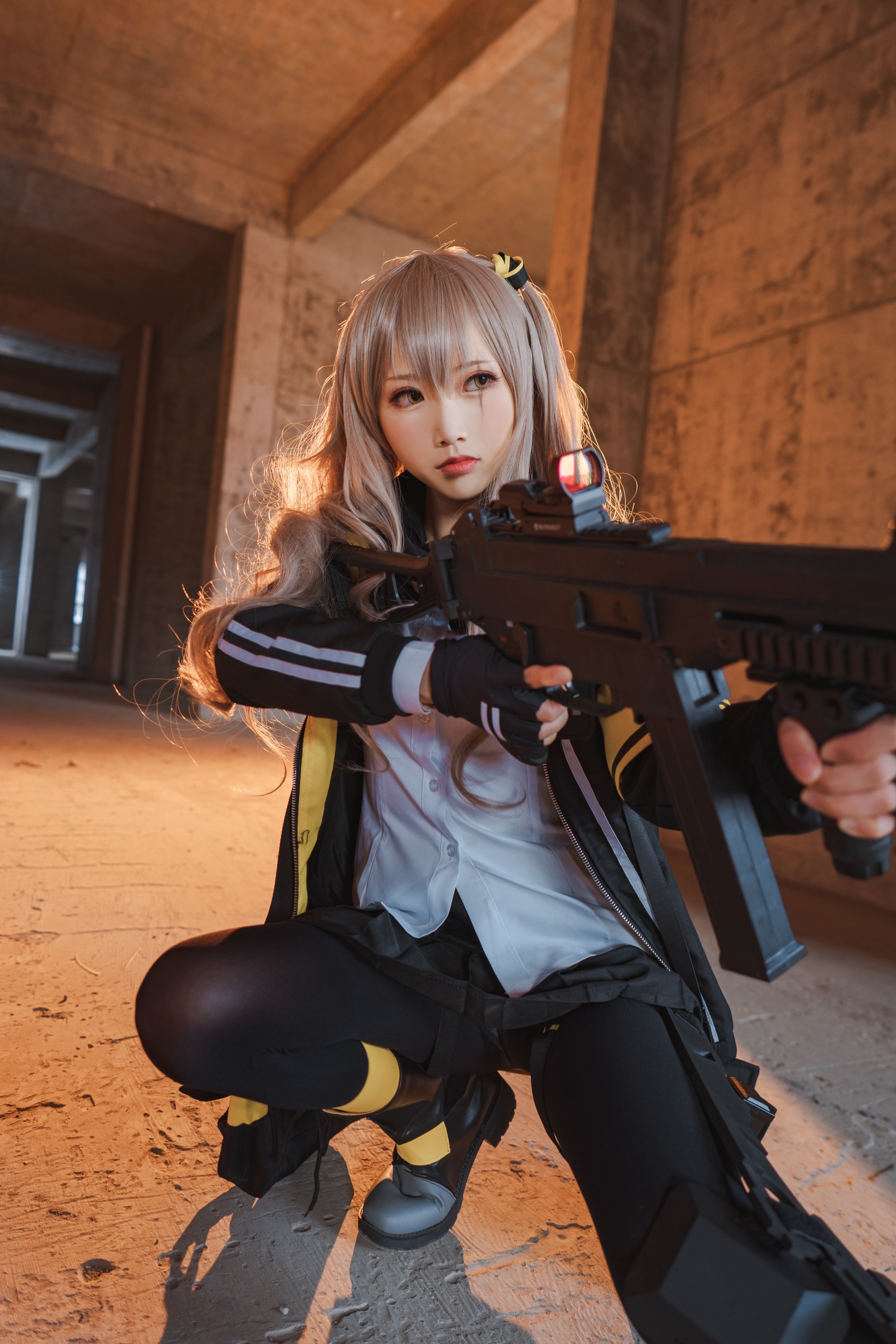 เมี่ยนพิ้งเซียนเอ๋อร์] UMP45(เสี่ยวนู๋เฉียนเซียน)