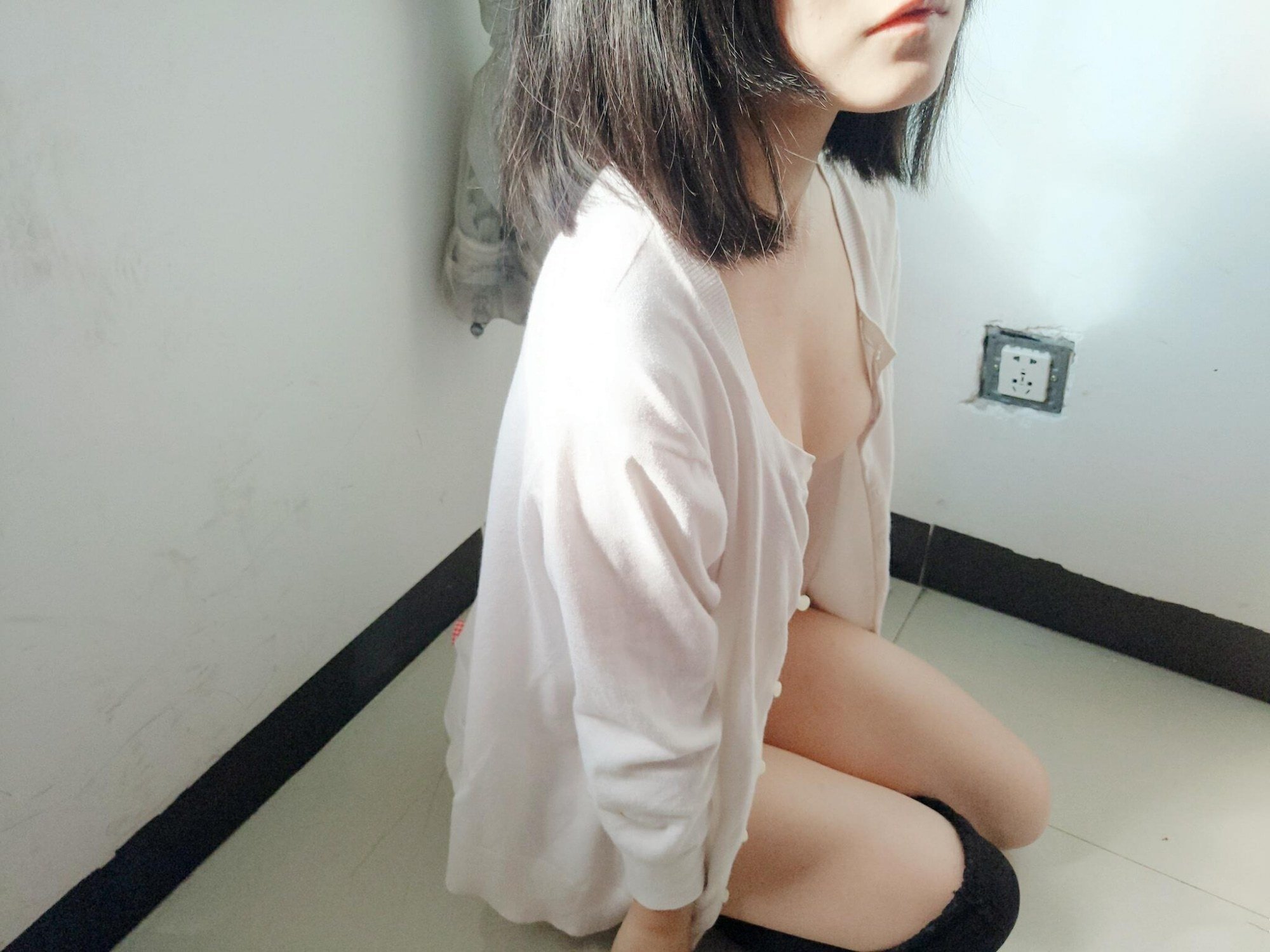 黑川鶴子] 白色制服