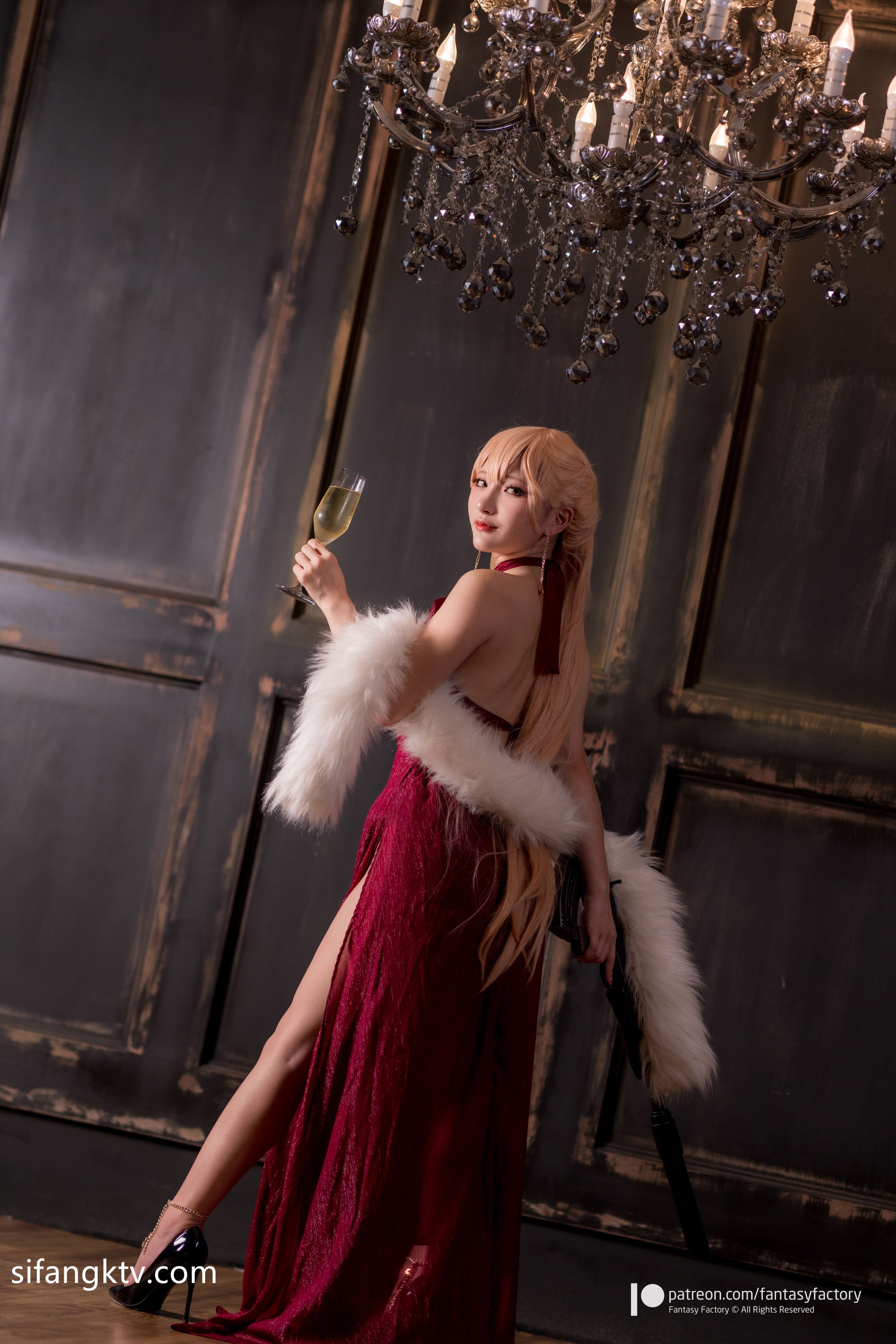 ファンタジーファクトリー 小丁] OTS-14 ビジネススーツ