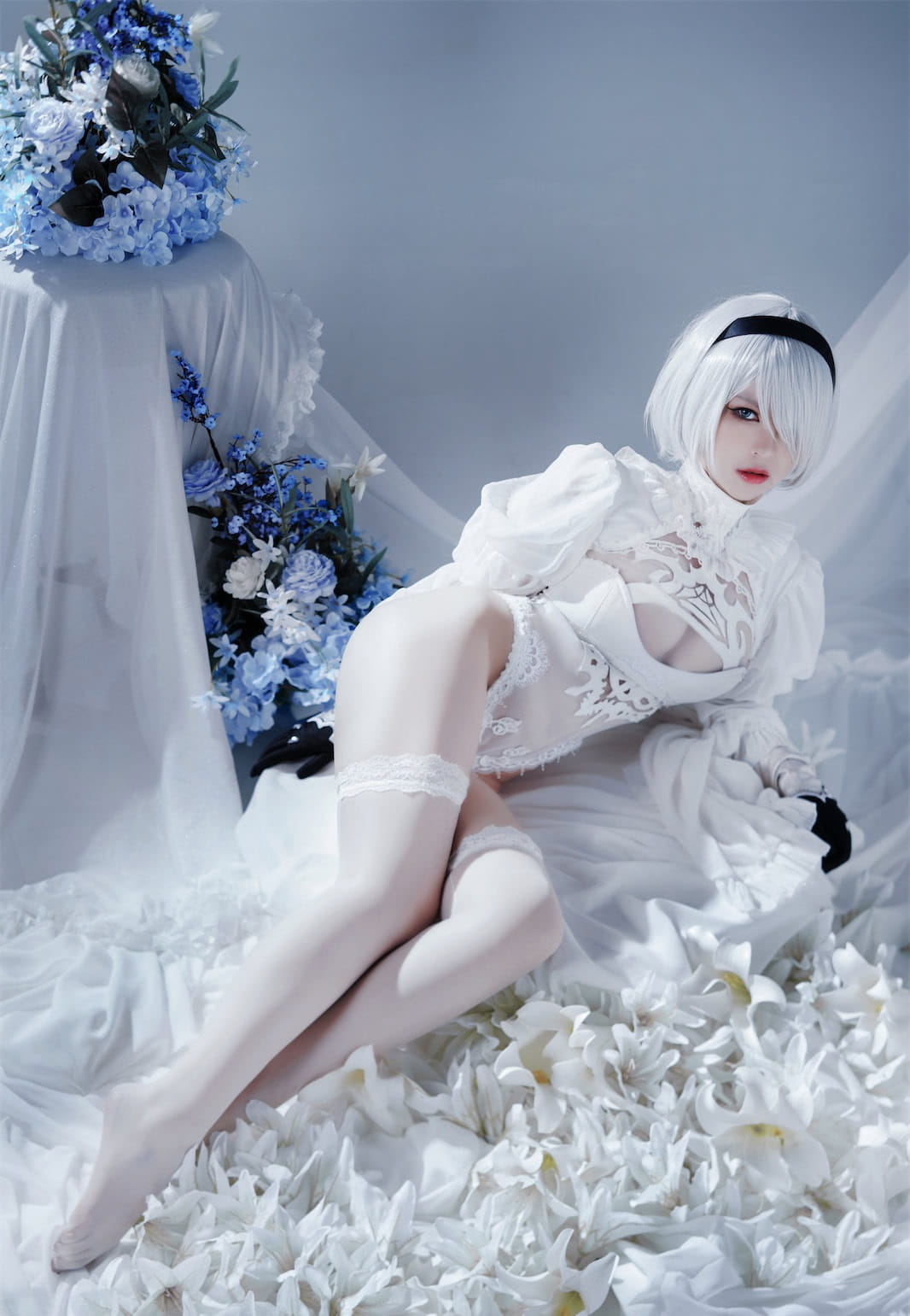 Ban Ban Zi Cosplay 2B Nier Automata Váy Trắng 51P
