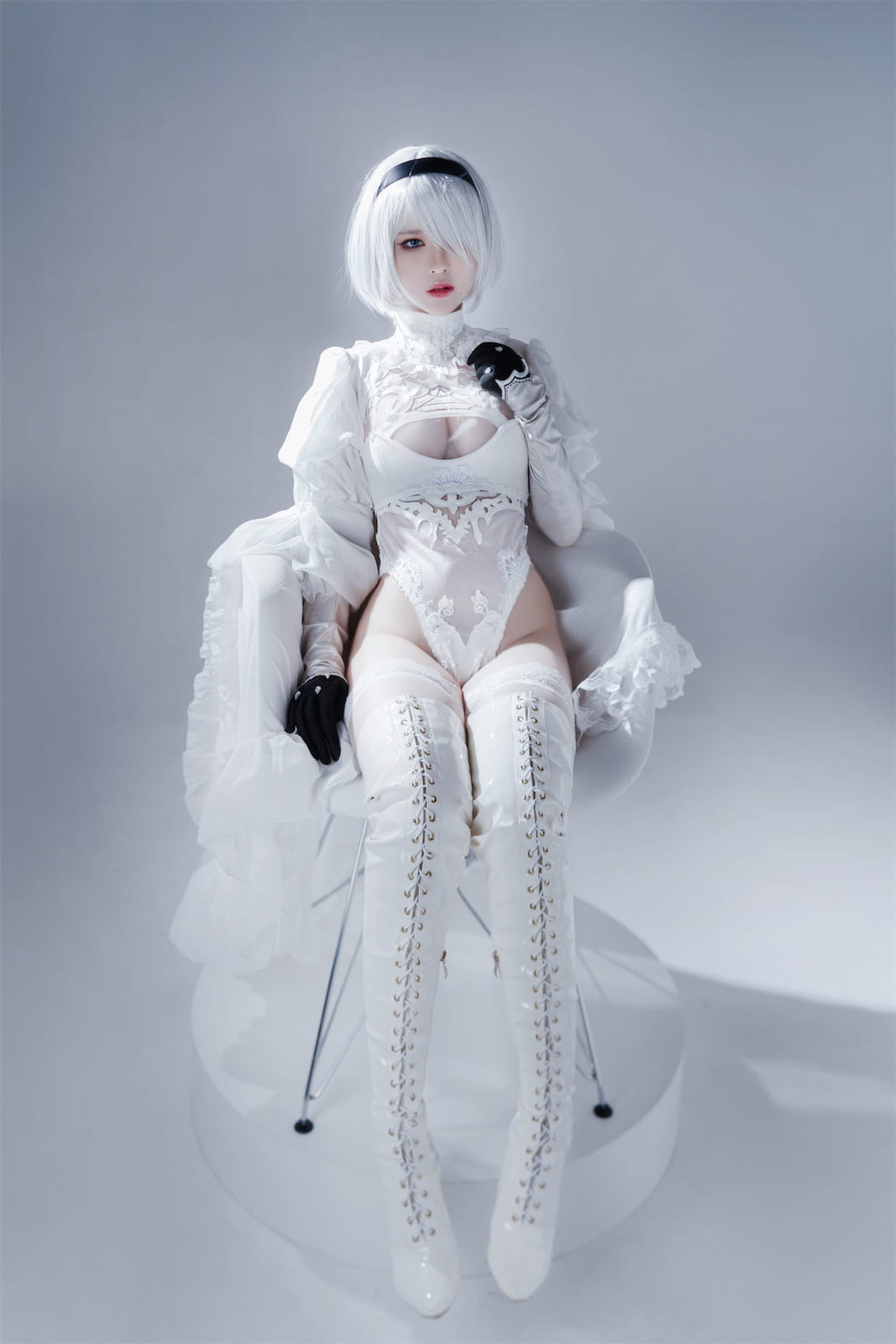 Ban Ban Zi Cosplay 2B Nier Automata Váy Trắng 51P
