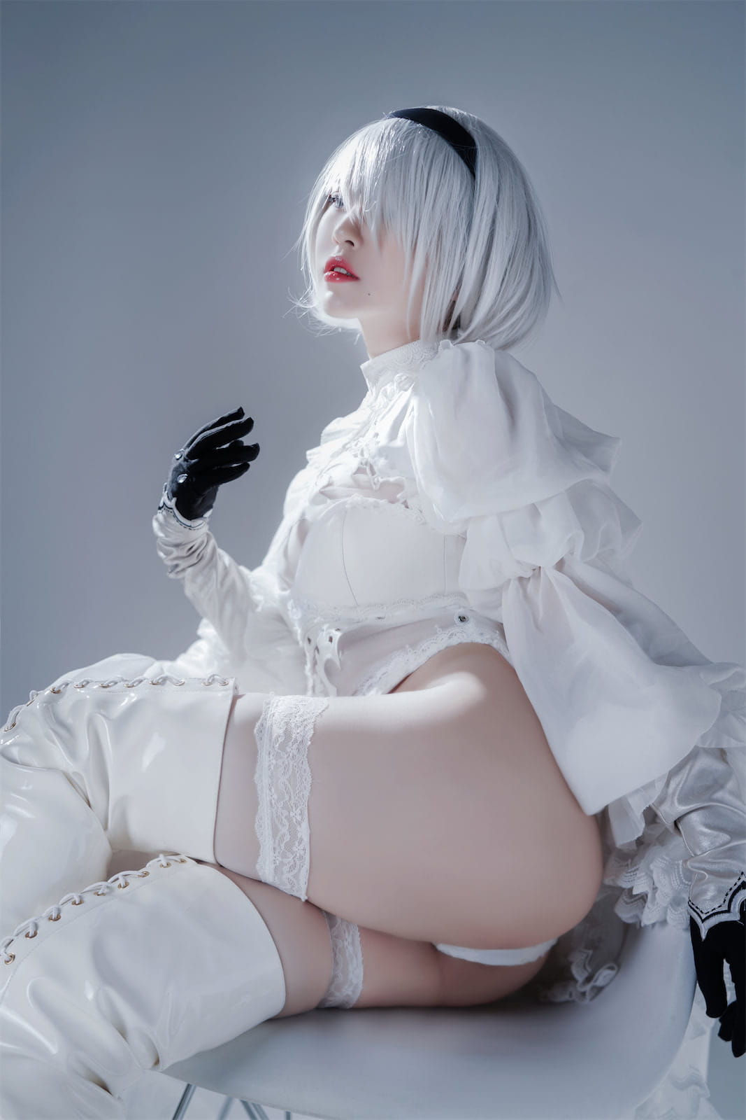 Ban Ban Zi Cosplay 2B Nier Automata Váy Trắng 51P