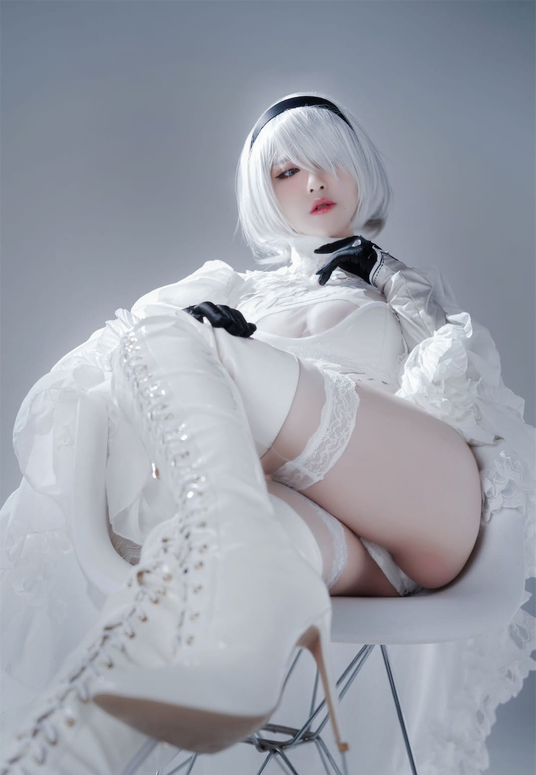 Ban Ban Zi Cosplay 2B Nier Automata Váy Trắng 51P