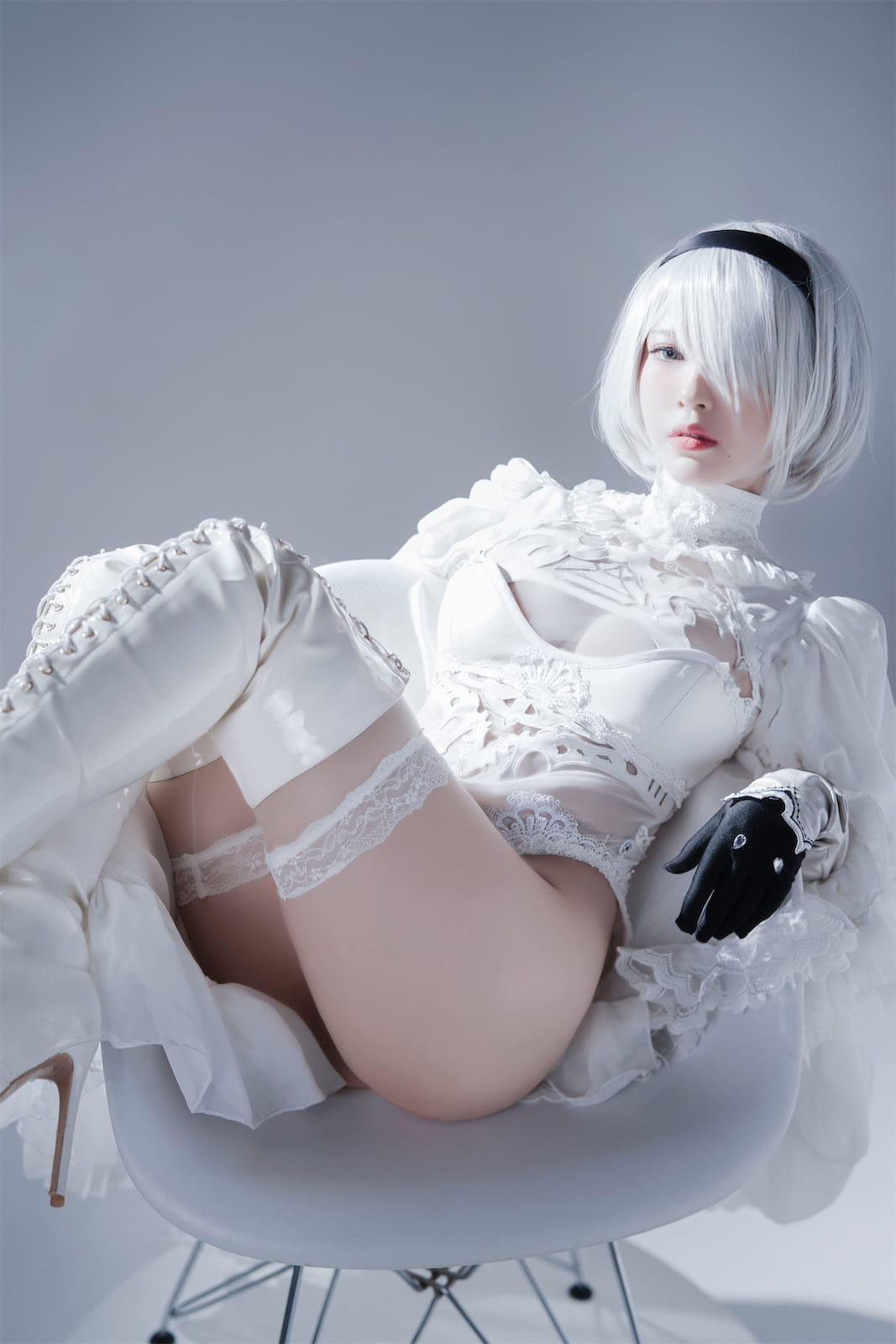 Ban Ban Zi Cosplay 2B Nier Automata Váy Trắng 51P