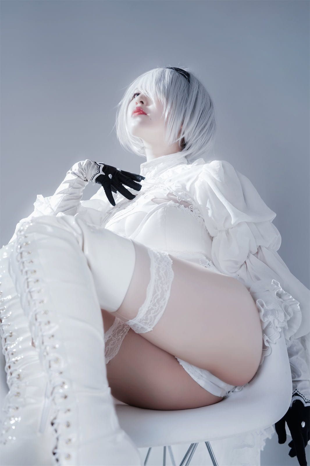 Ban Ban Zi Cosplay 2B Nier Automata Váy Trắng 51P