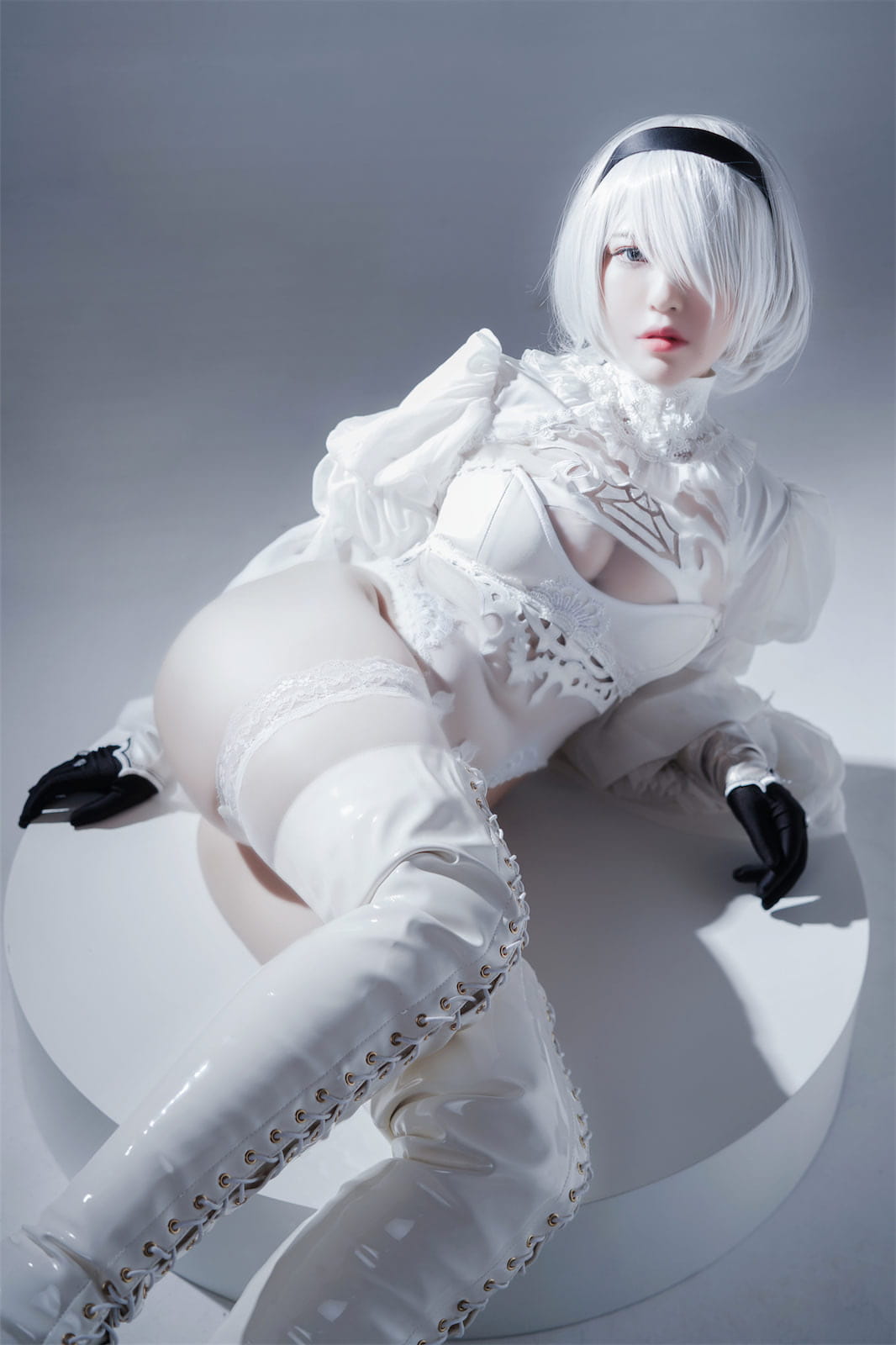 Ban Ban Zi Cosplay 2B Nier Automata Váy Trắng 51P