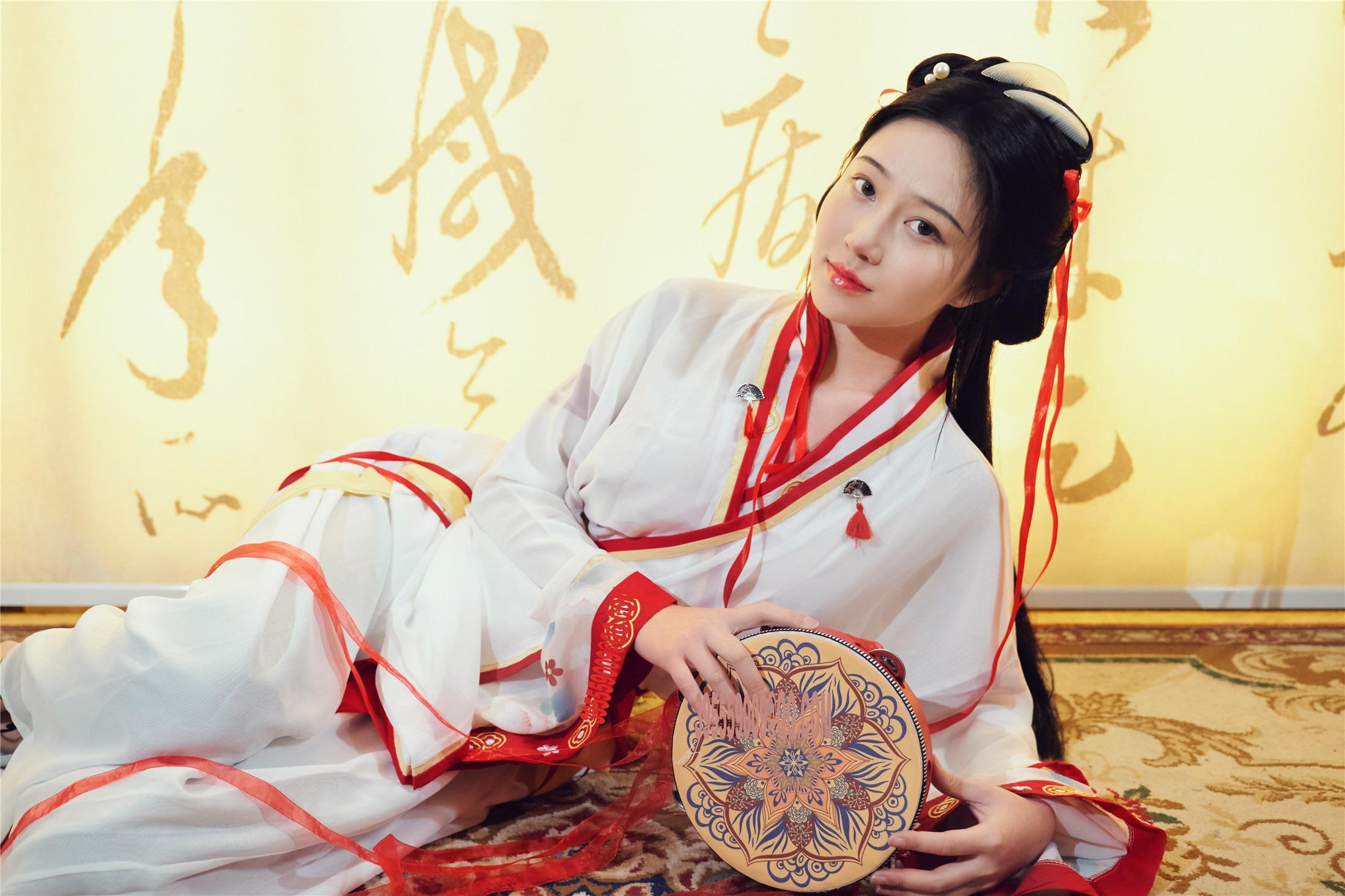 Nian Nian - Ru Meng Ling 40 Pages