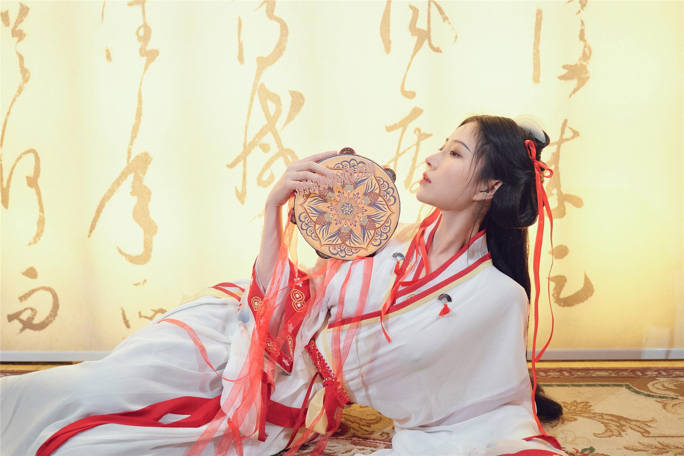 Nian Nian - Ru Meng Ling 40 Pages