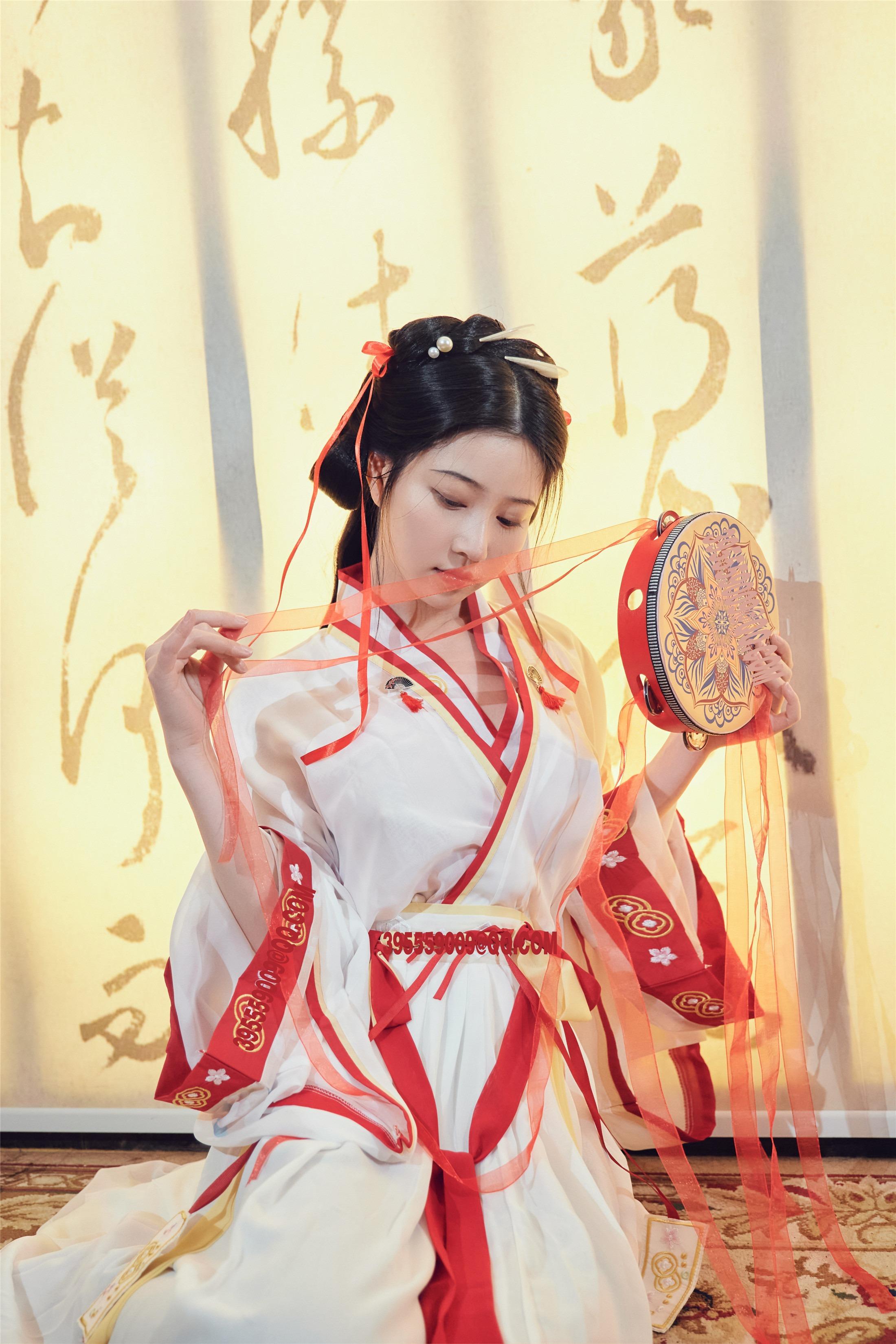 Nian Nian - Ru Meng Ling 40 Pages