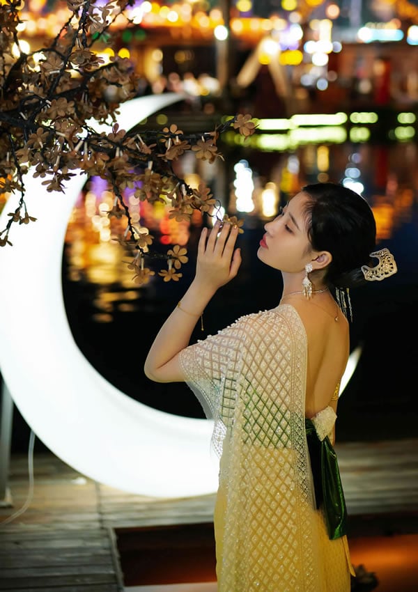 Niên Niên - Ngọc Thỏ Công Chúa