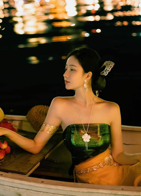 Niên Niên - Ngọc Thỏ Công Chúa