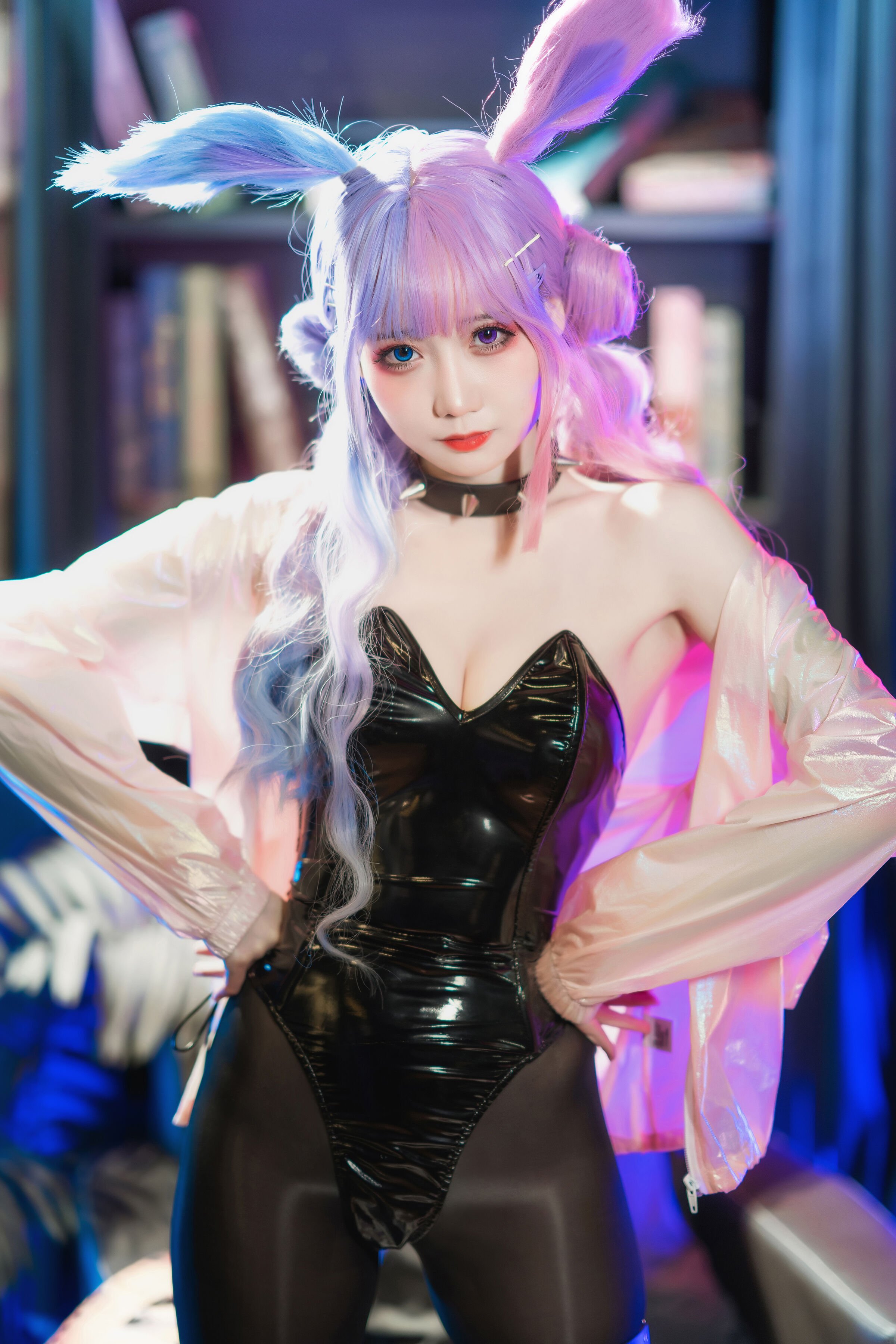 รมรมตัน มาล่าหัวกระต่าย X กระต่ายสีต่าง