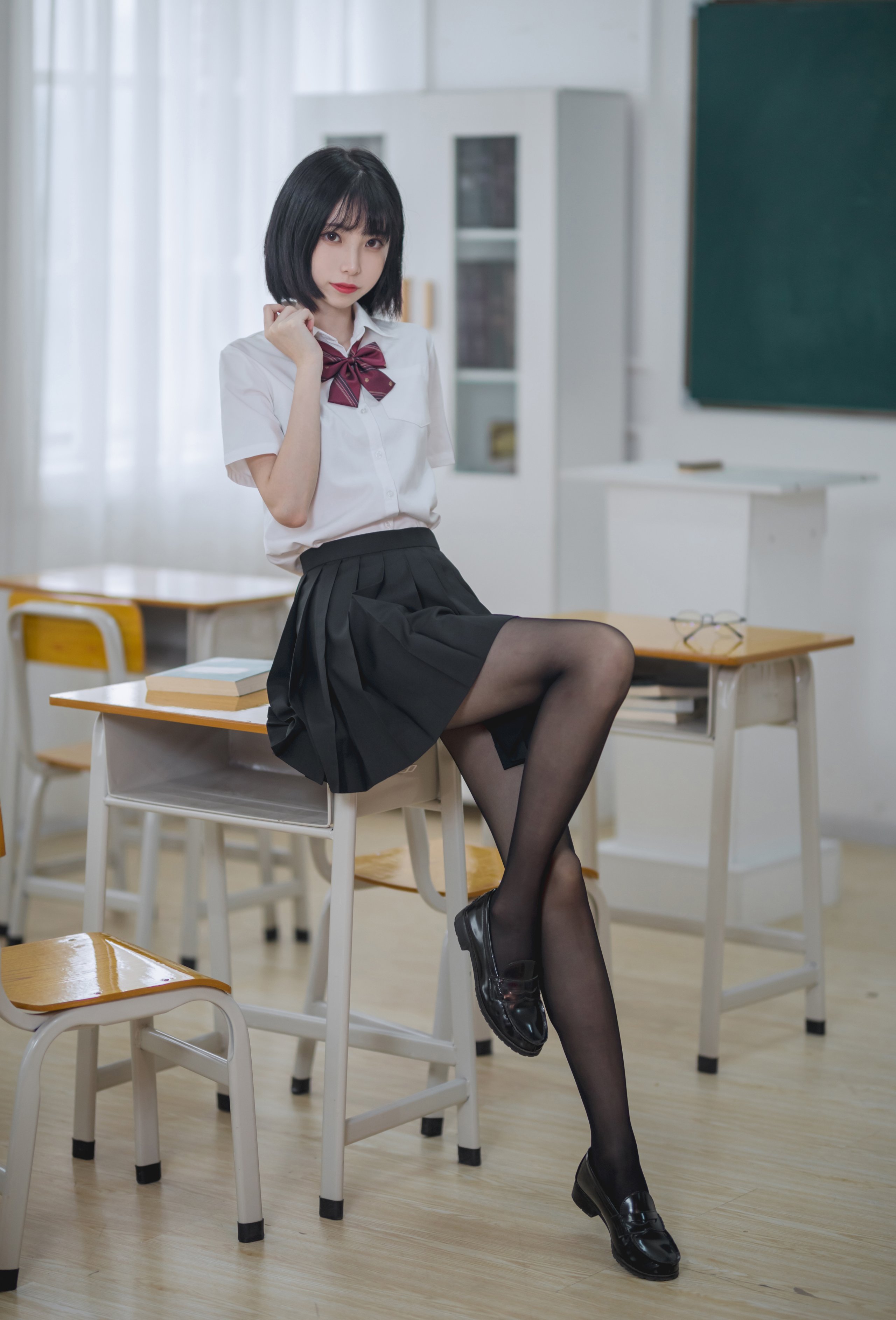 許嵐 - 教室JK黑絲