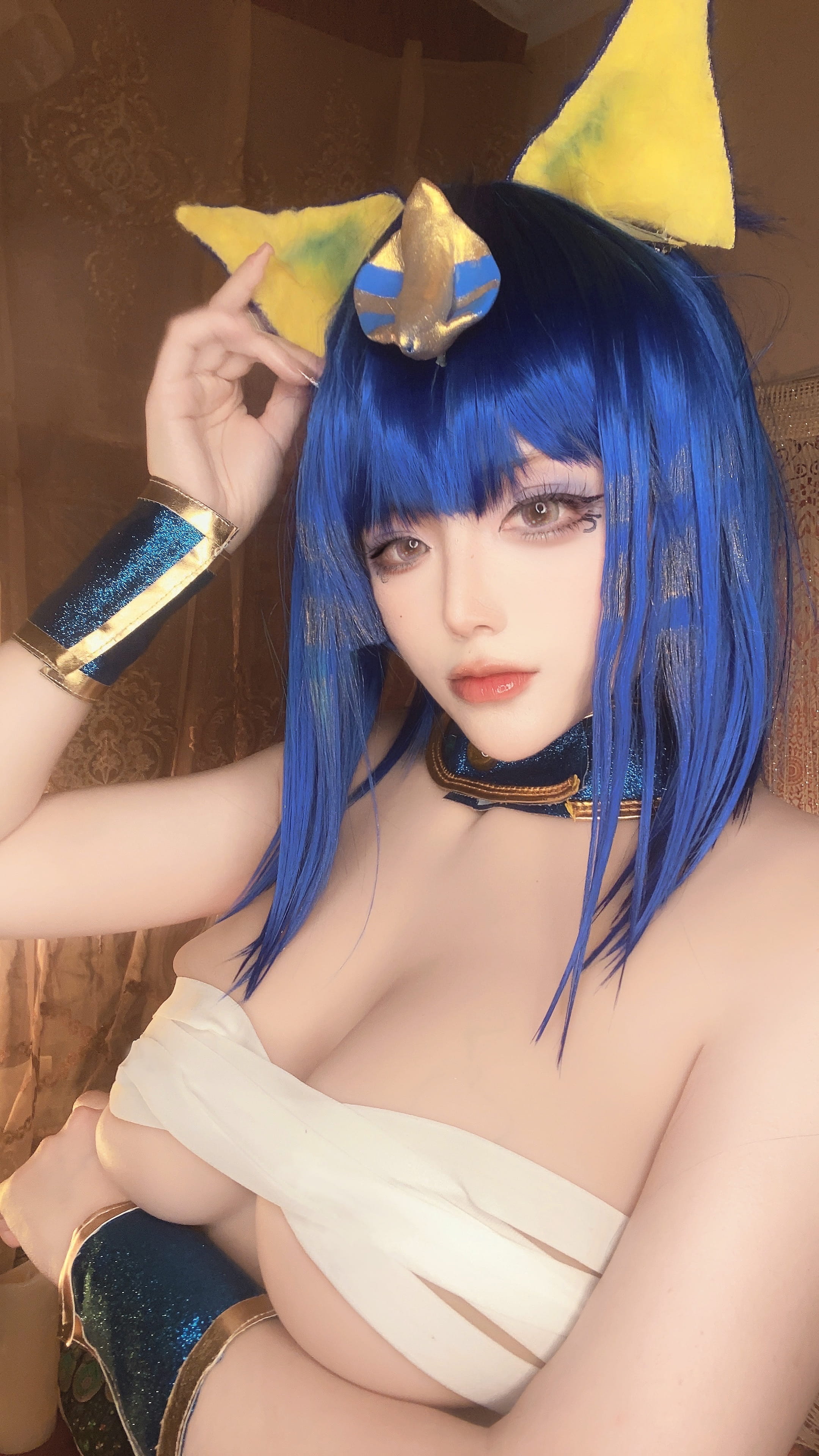 Cheese Block will - Egyptian Cat