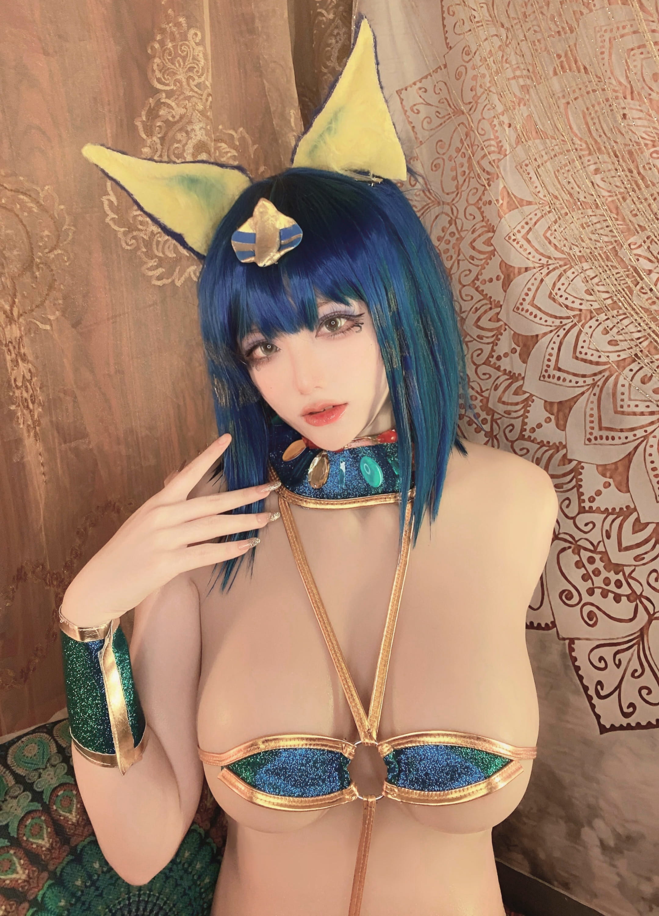 Cheese Block Will Mèo Ai Cập Cosplay