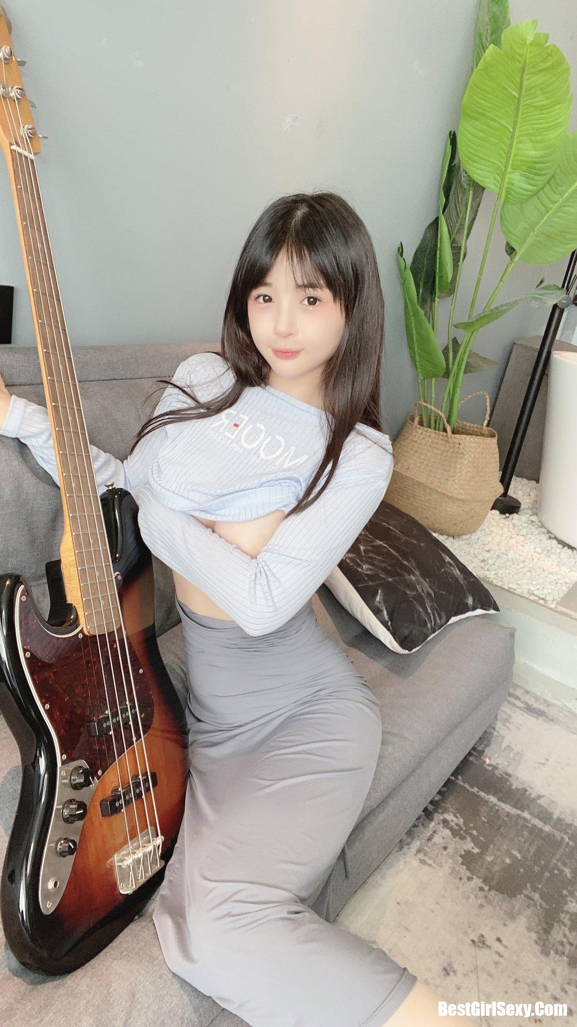 Sakurai Ningning] Em gái Guitar