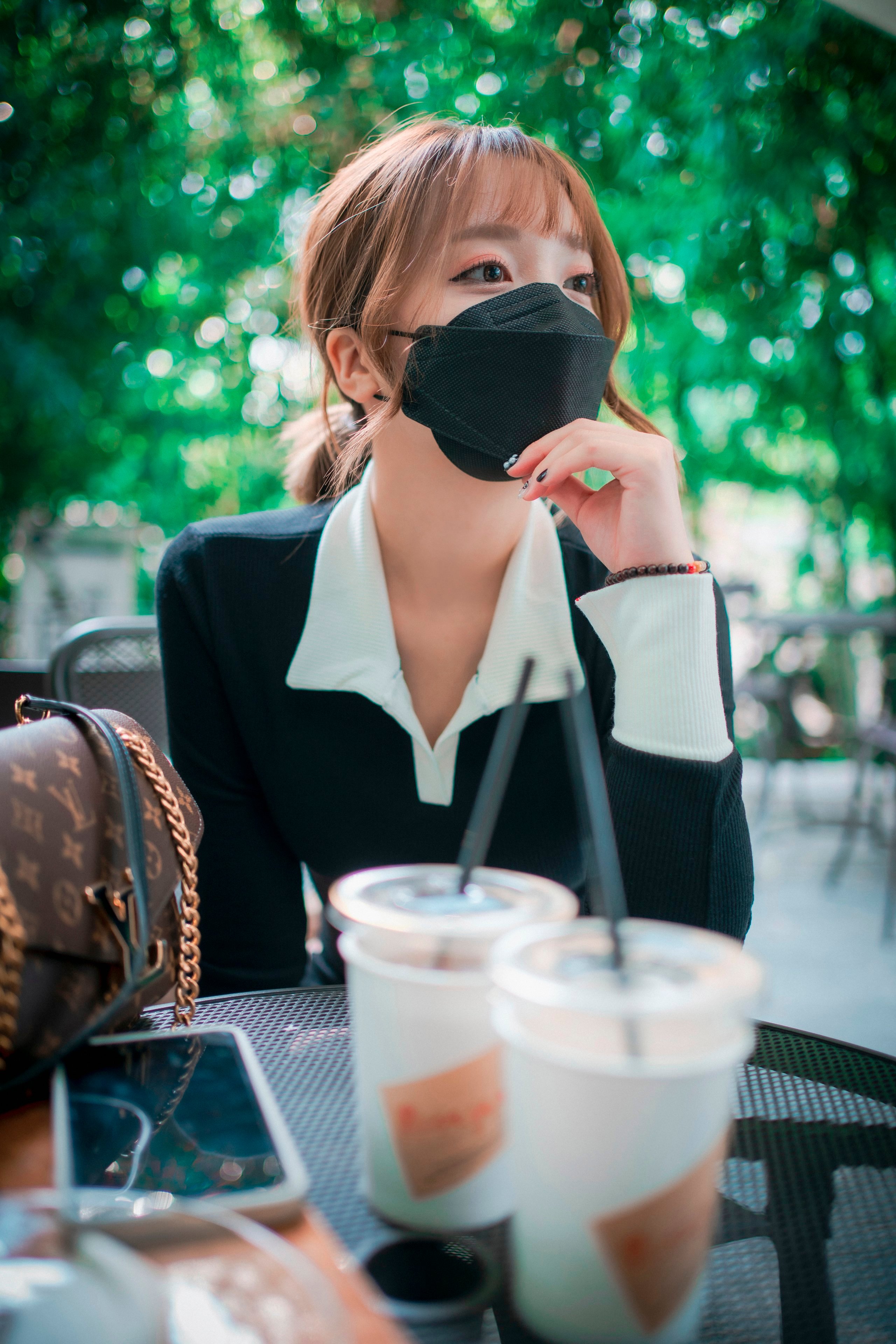 DJAWA] ซอน เยอึน - ภาพสแนปแห่งความสนิทสนม
