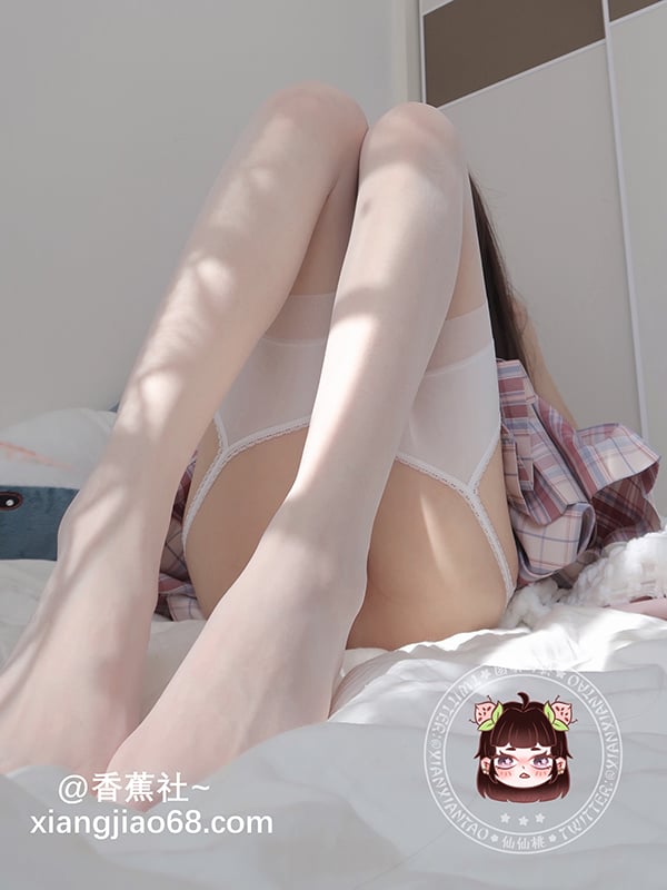 仙仙桃（JK+紫のスカート）
