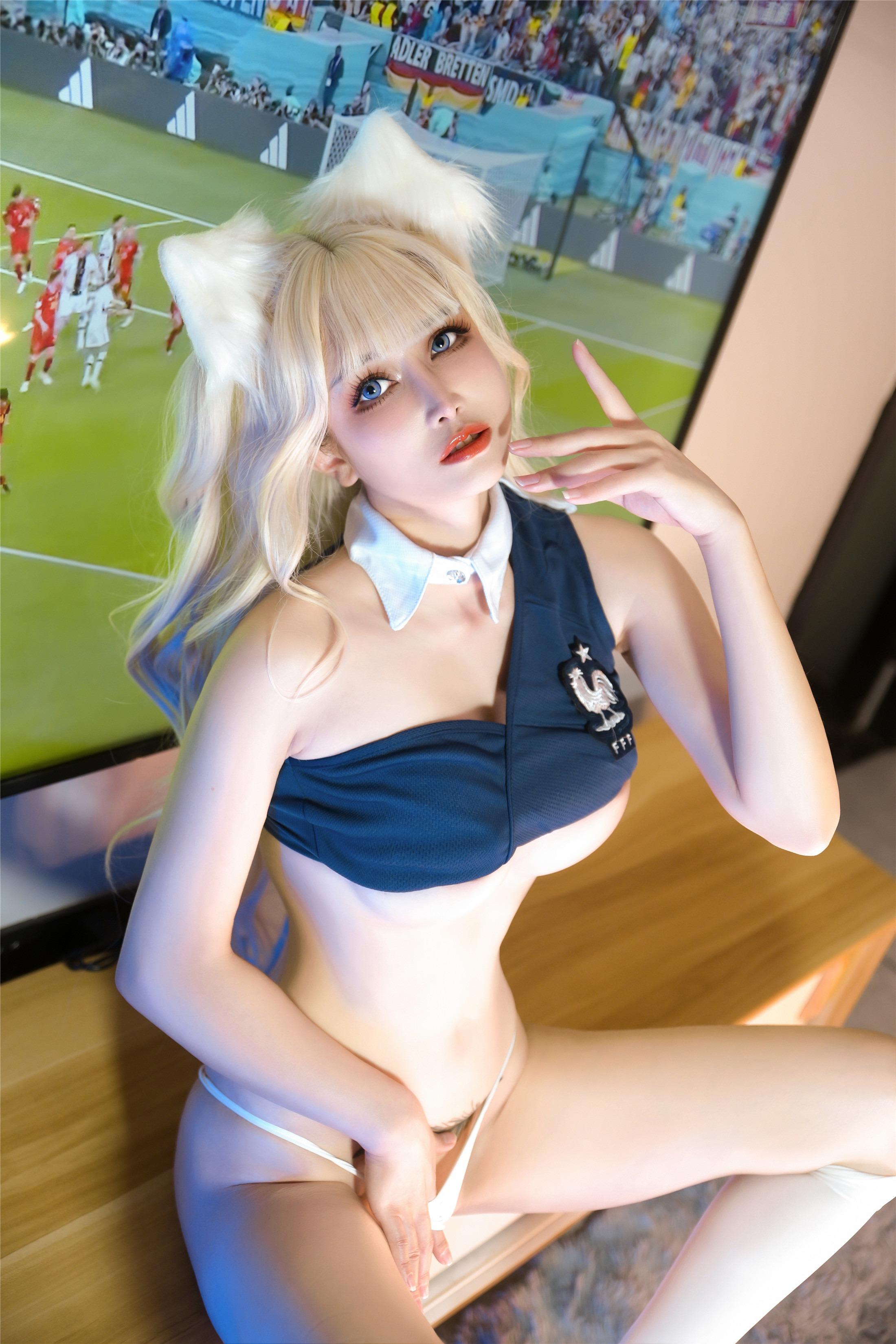 鹿八歲 - 足球少女 101P