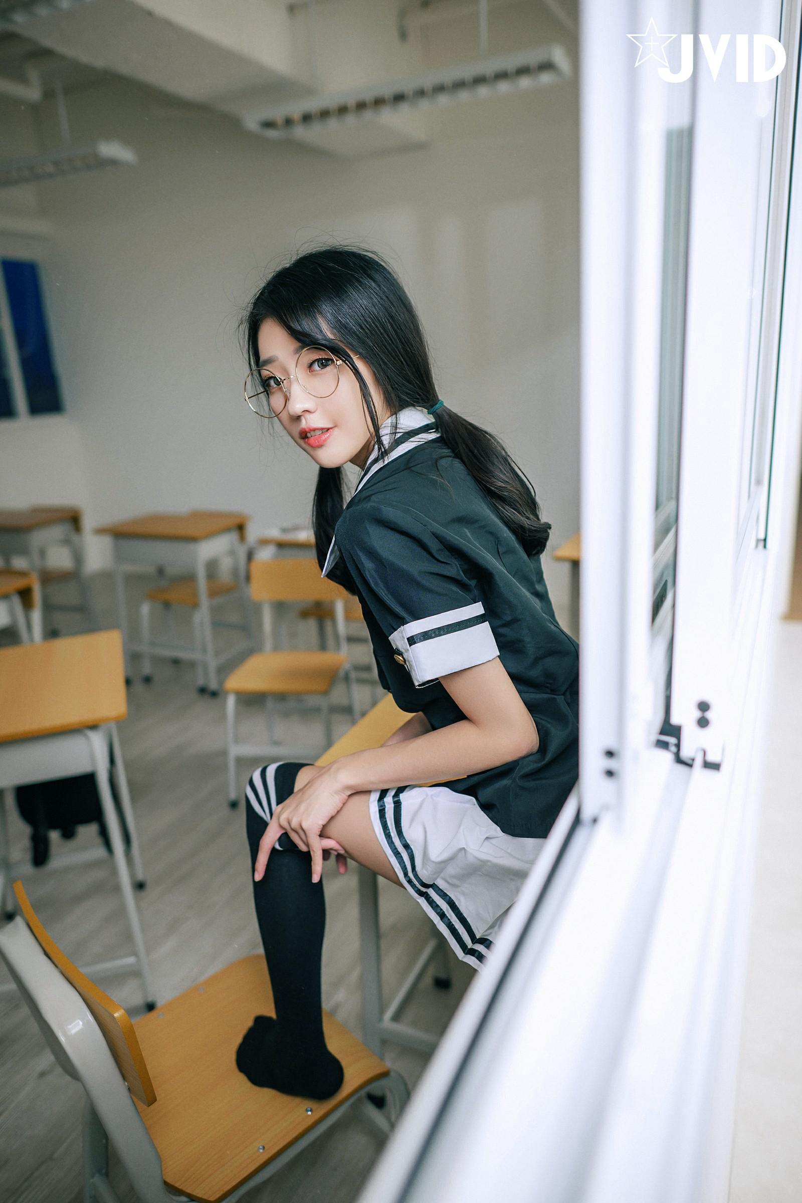 Yến Yến - Sự cám dỗ của cô gái học sinh ngọt ngào (P)