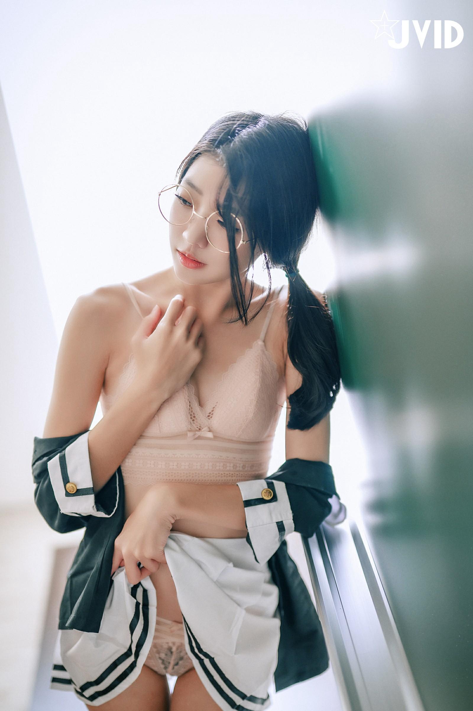 ヤンヤン - 甘い女子高生の誘惑 (P)