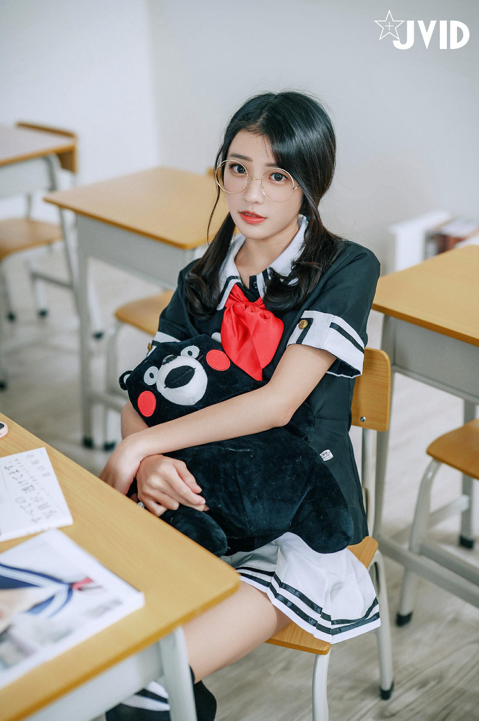 ヤンヤン - 甘い女子高生の誘惑 (P)