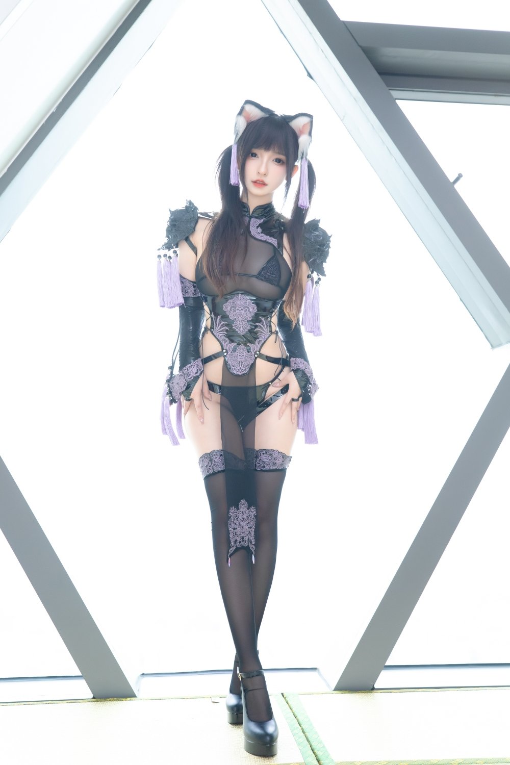 神楽坂真冬——旗袍猫女