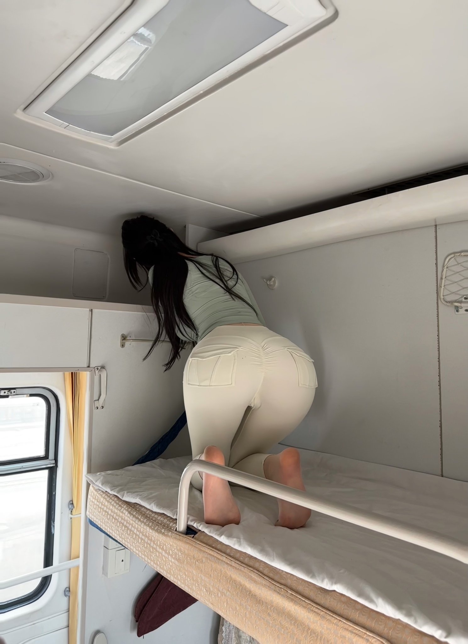 脸红Dearie - High-speed Rail Journey